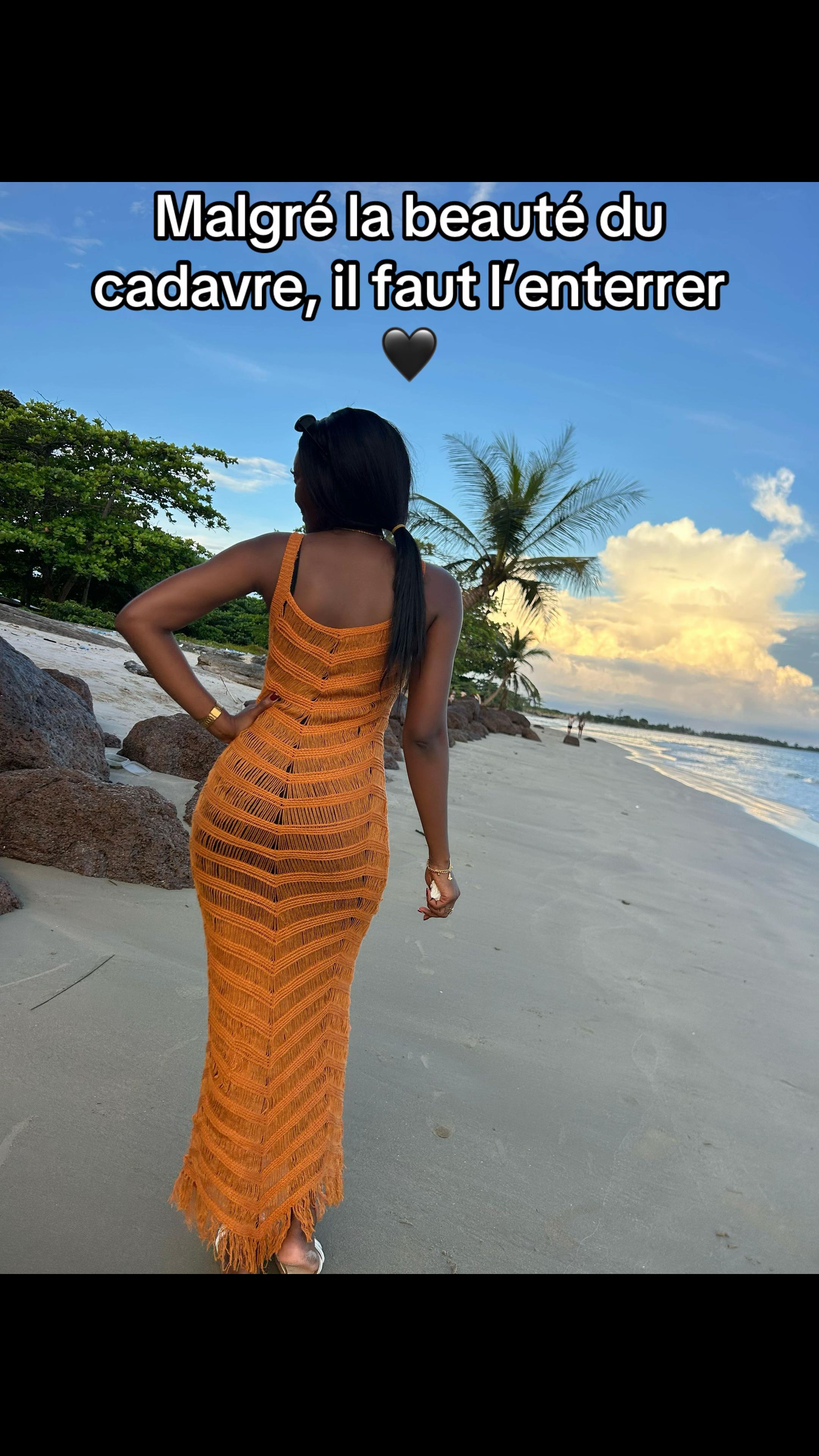 @CapriceNoir🖤🇬🇦🇨🇬