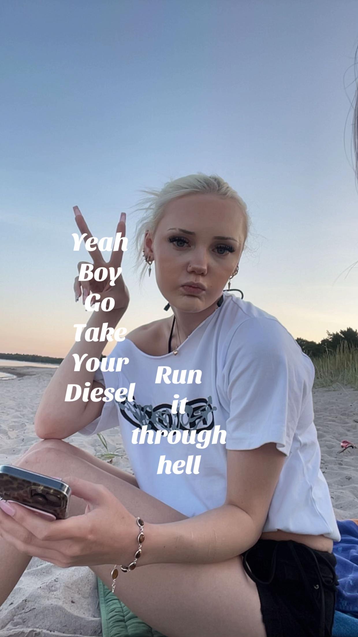 @Mollyyyy🐦🔥🐦🔥