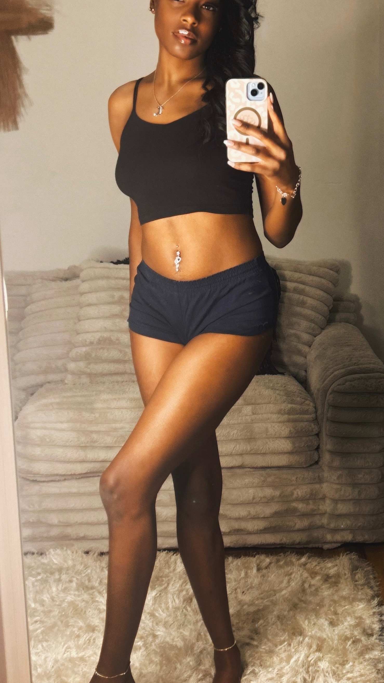 @ᥫkaylaalexis