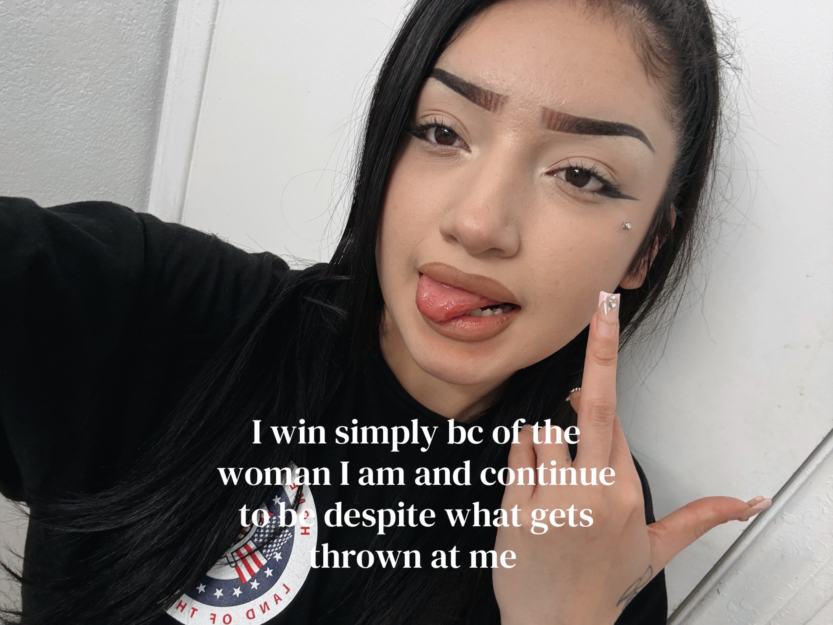 @desirina.xx