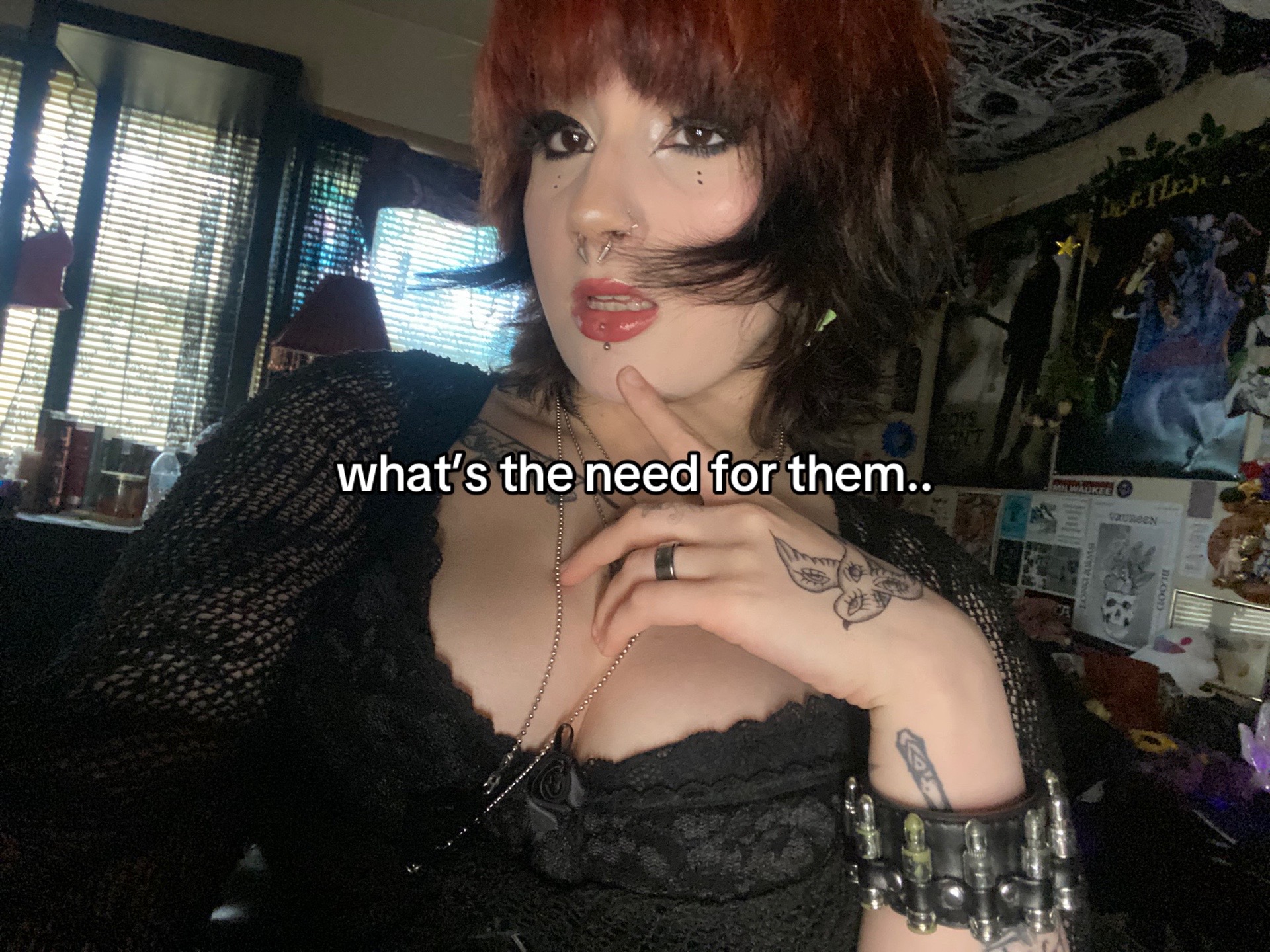 @veronica 🕸
