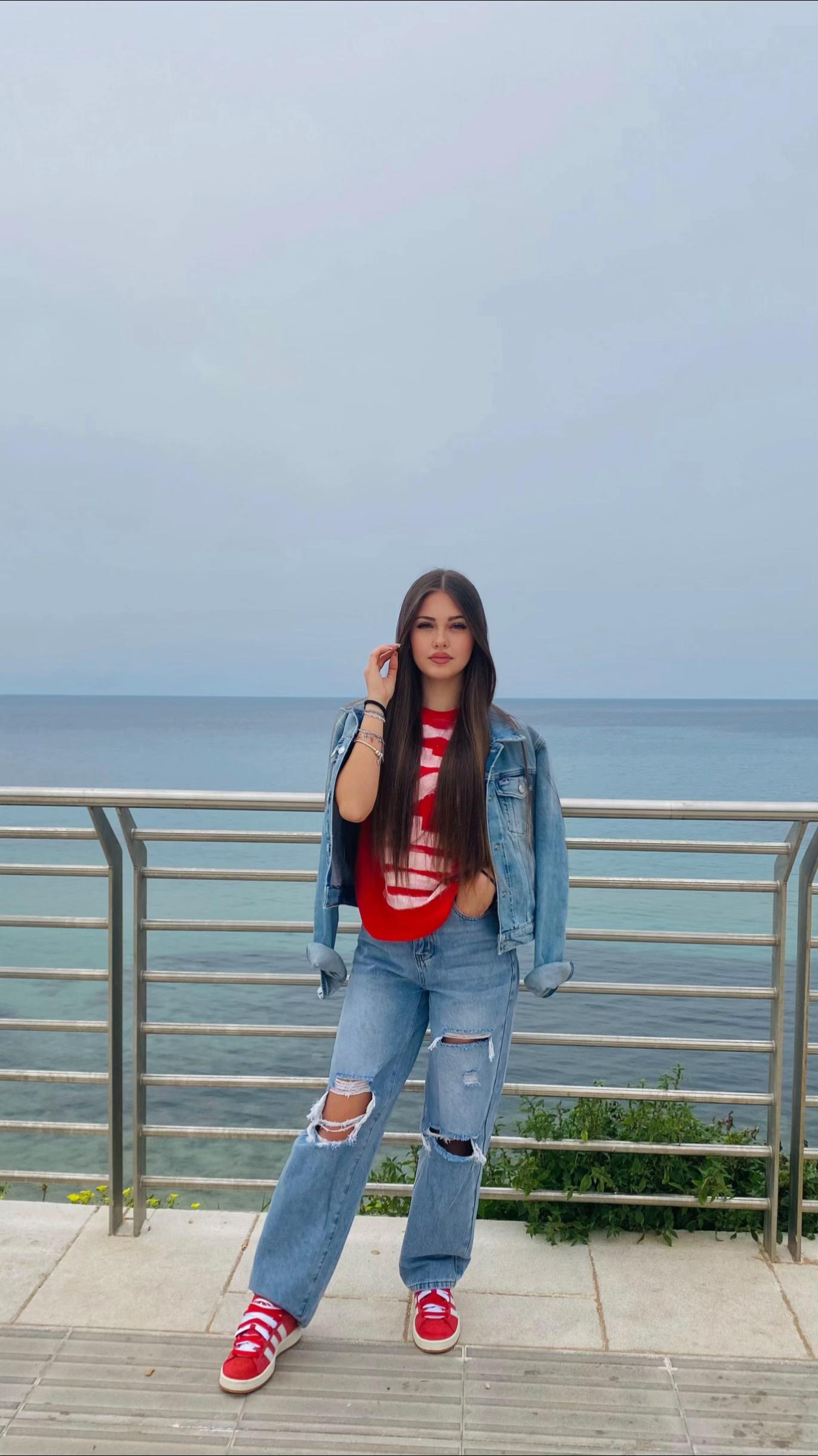 @𝐂𝐇𝐈𝐀𝐑𝐀