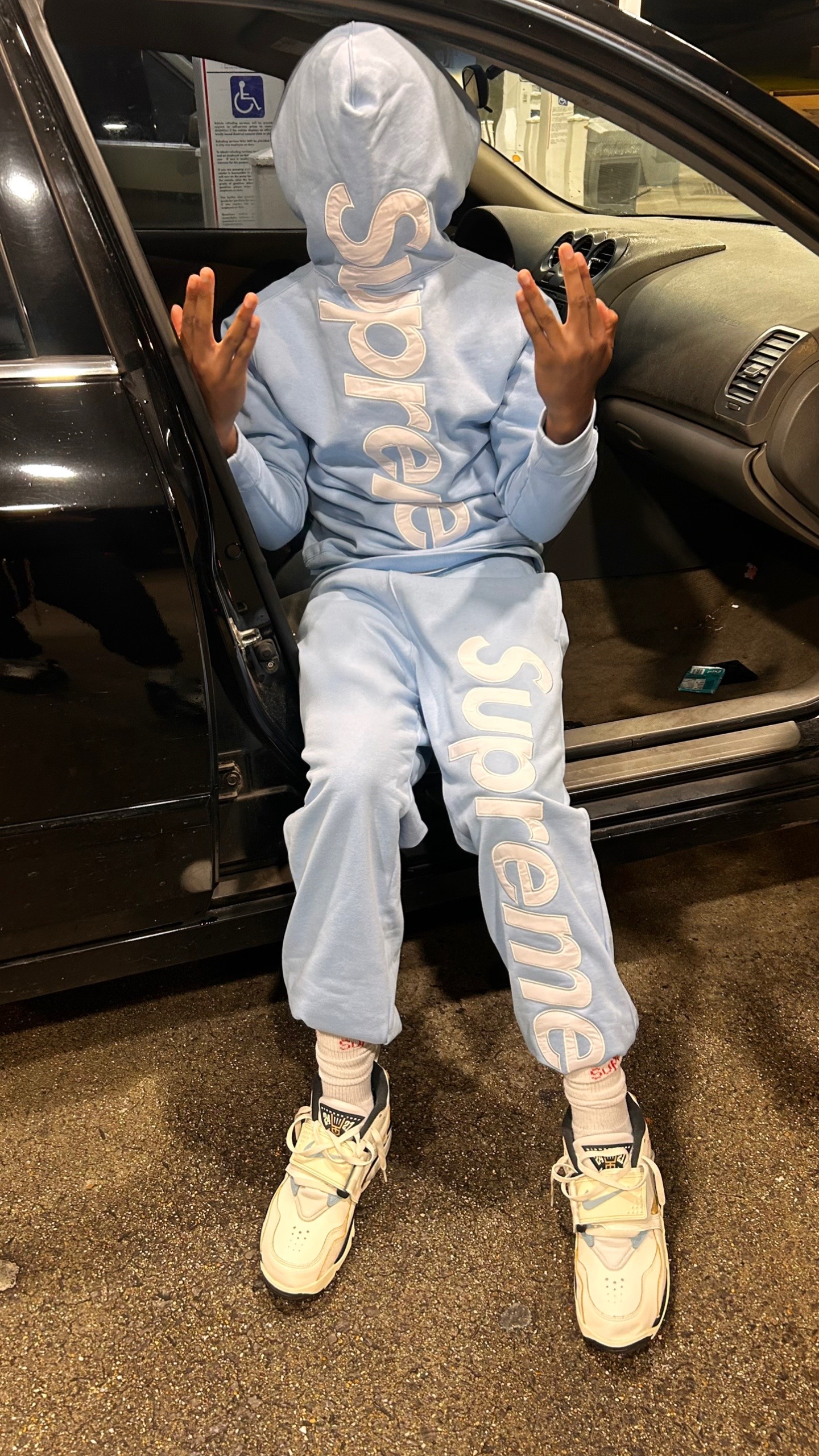 @🤮