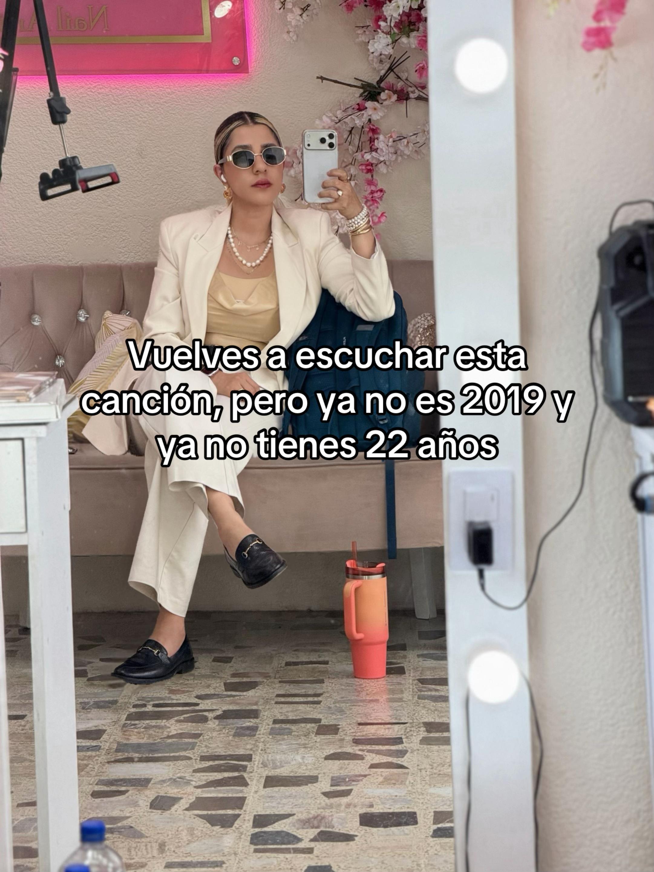 @Elena Vidal