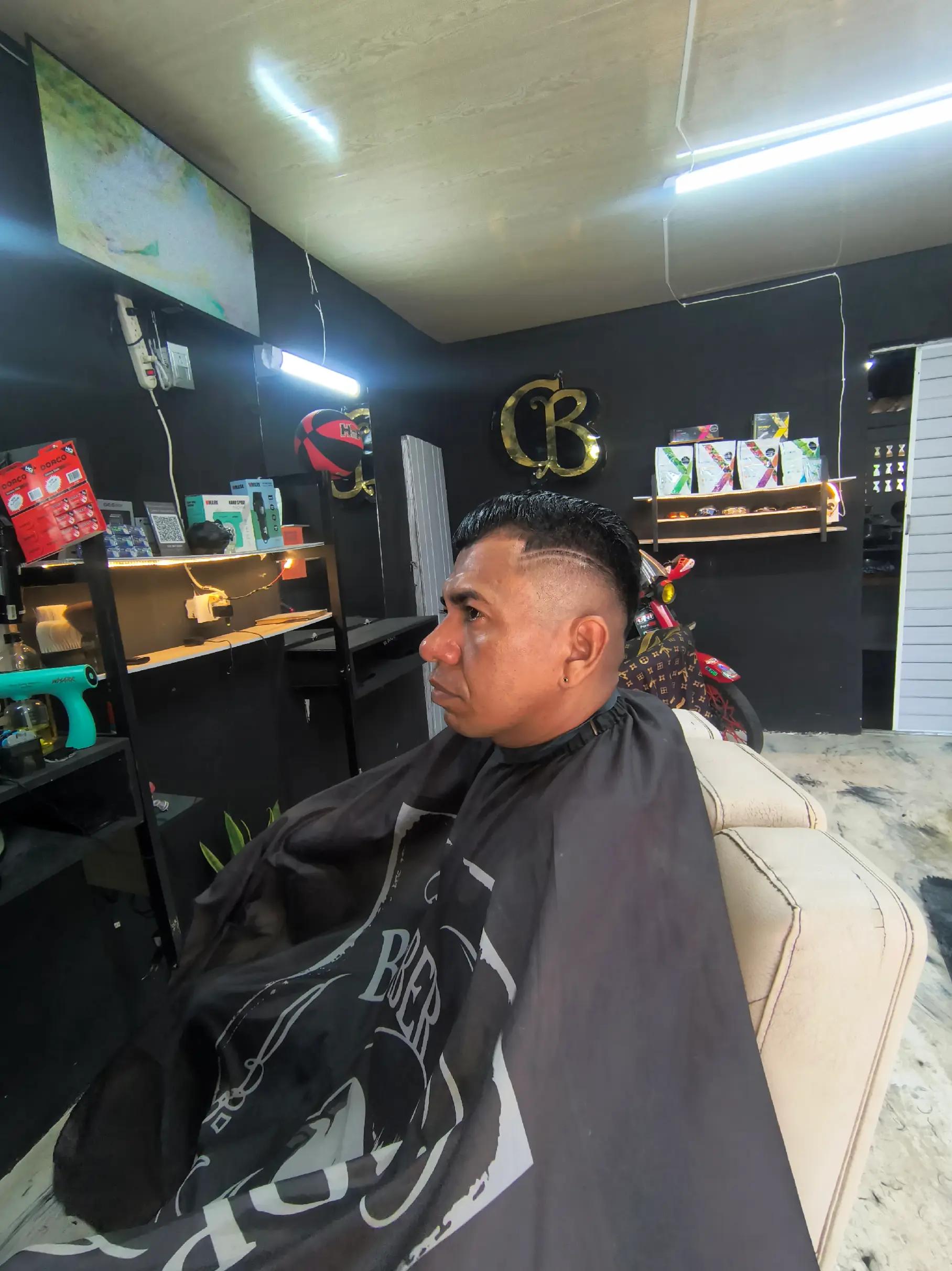 @Caandrews_Barber