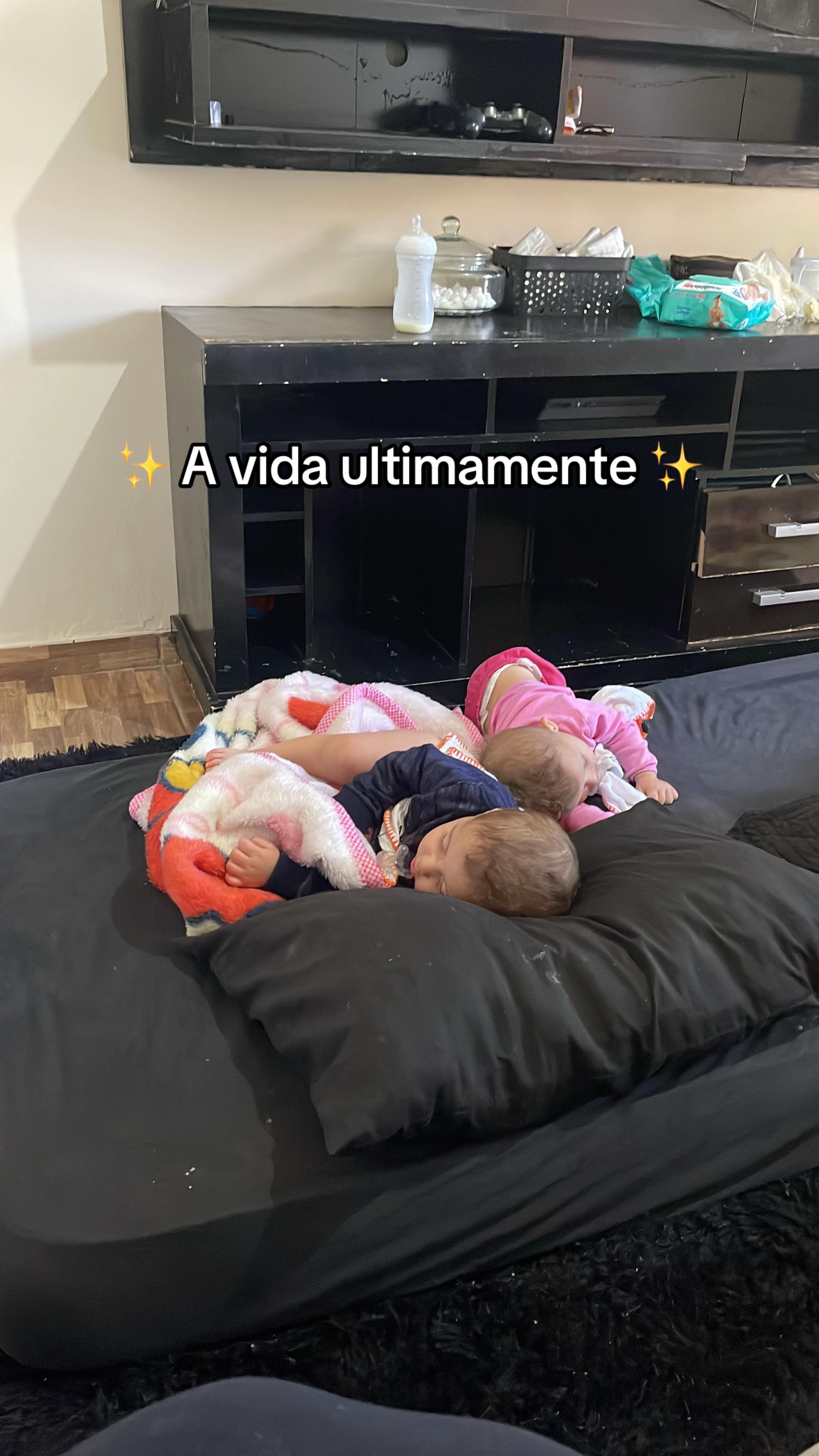 @Denise Carolline Tiva