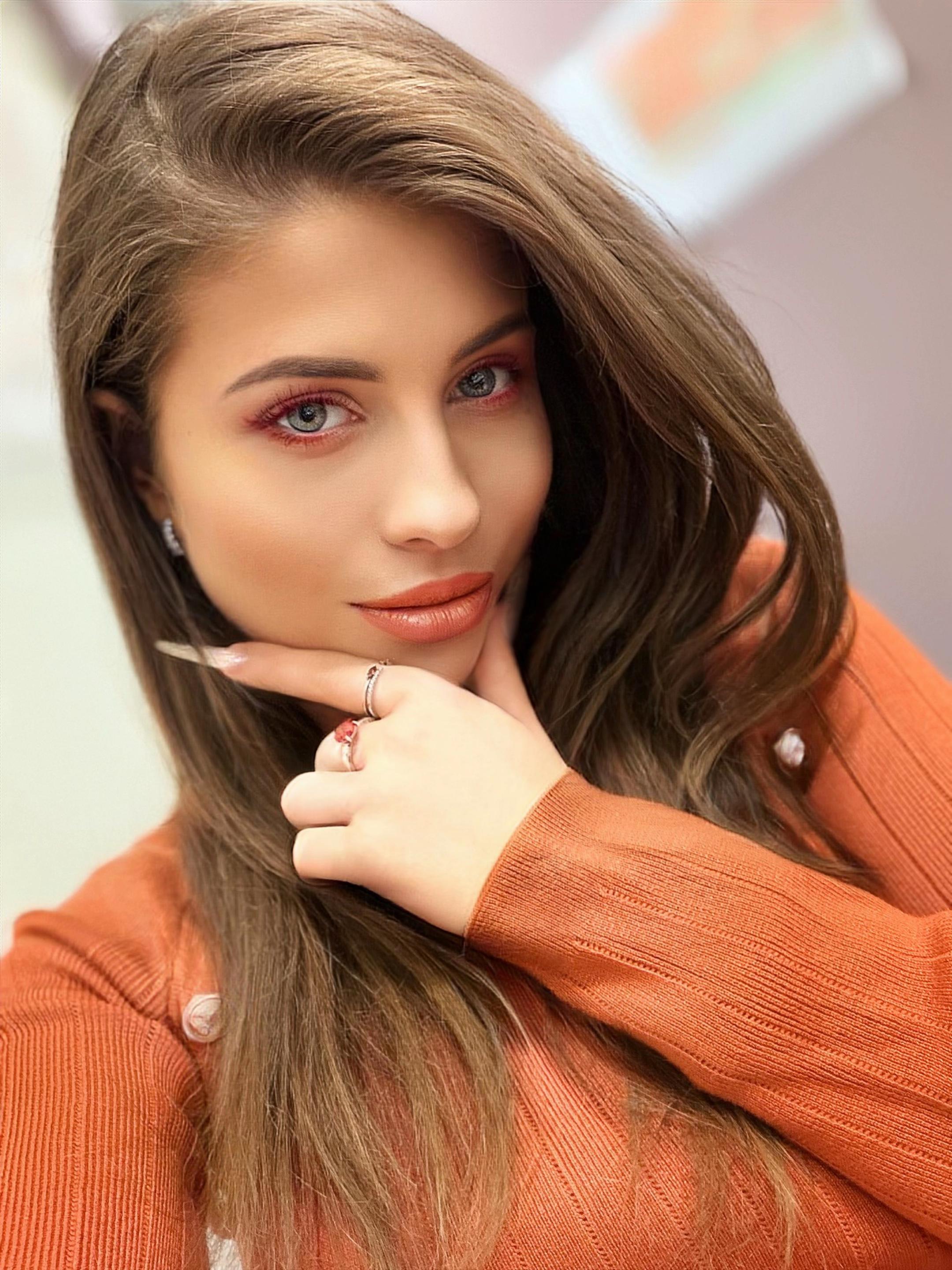 @Violetta Rai