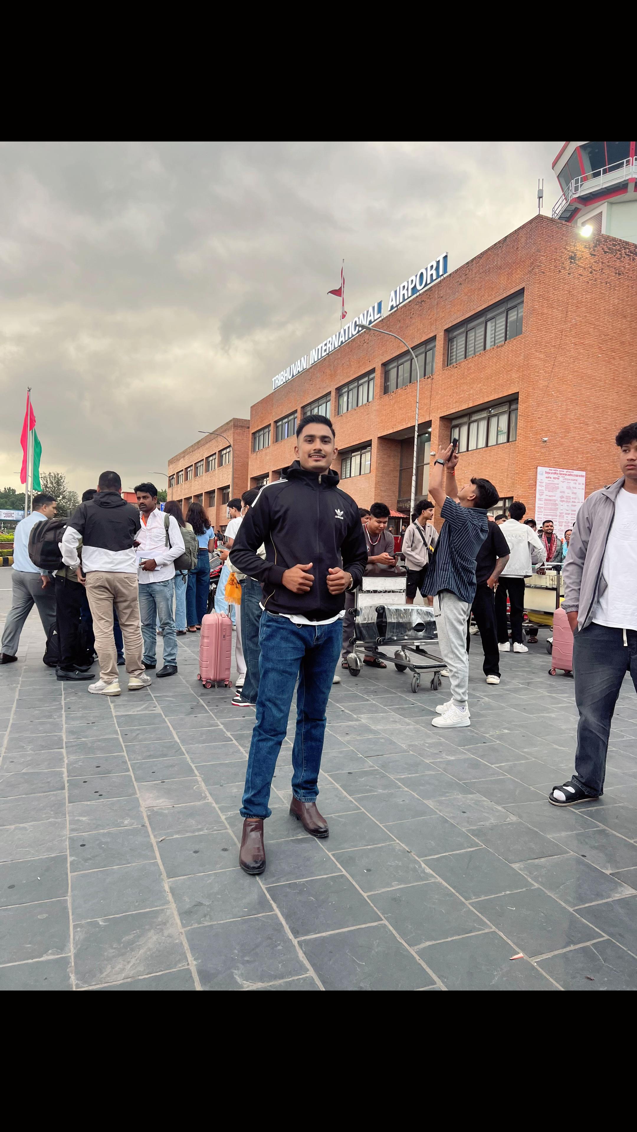 @🇯🇵ओखलढुंगे निराजन🇳🇵❤️