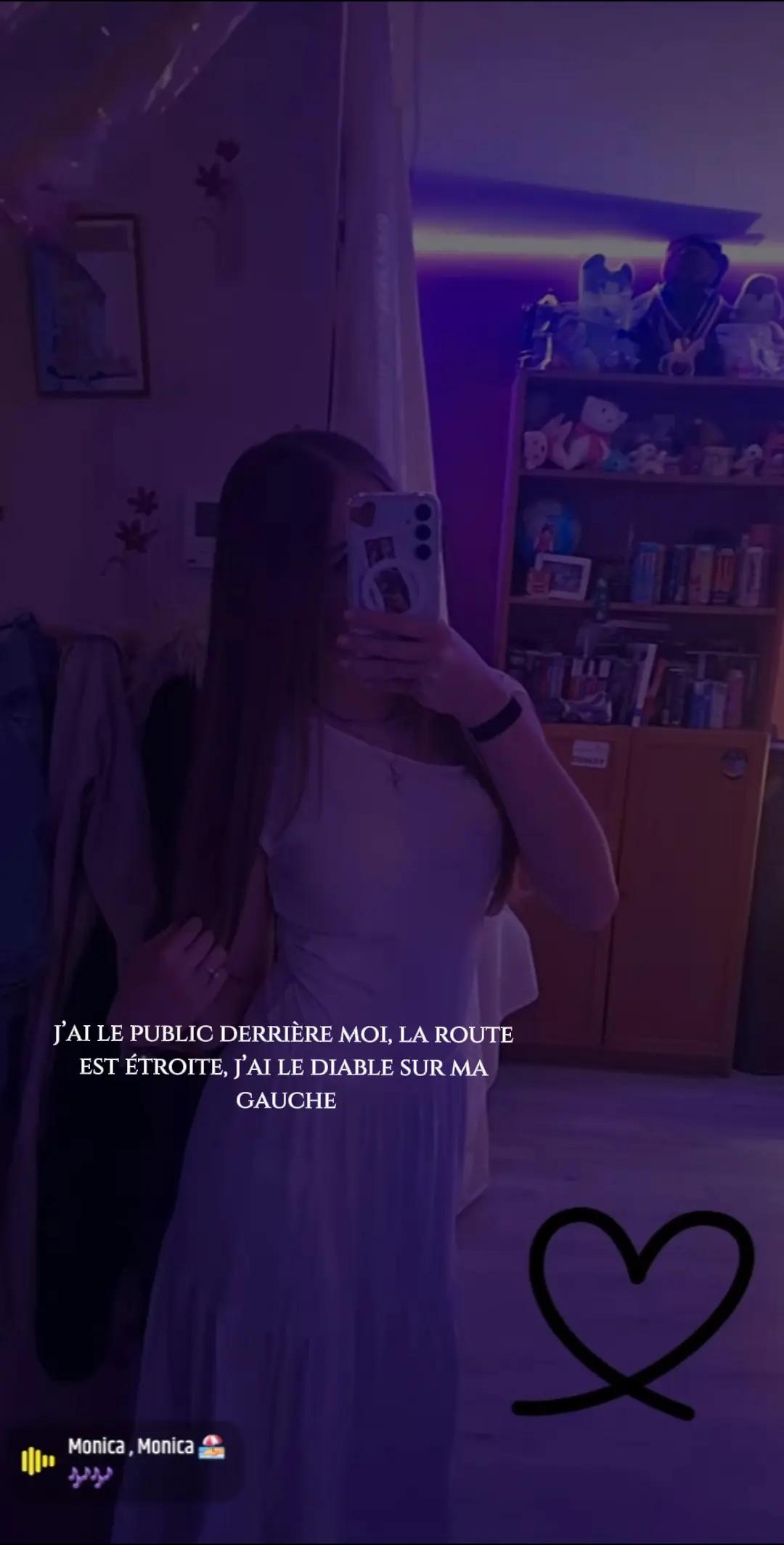 @𝐸'🤍