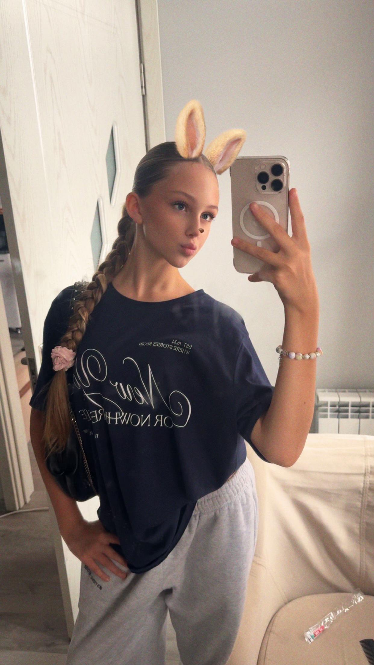 @вишенка🤙🏻
