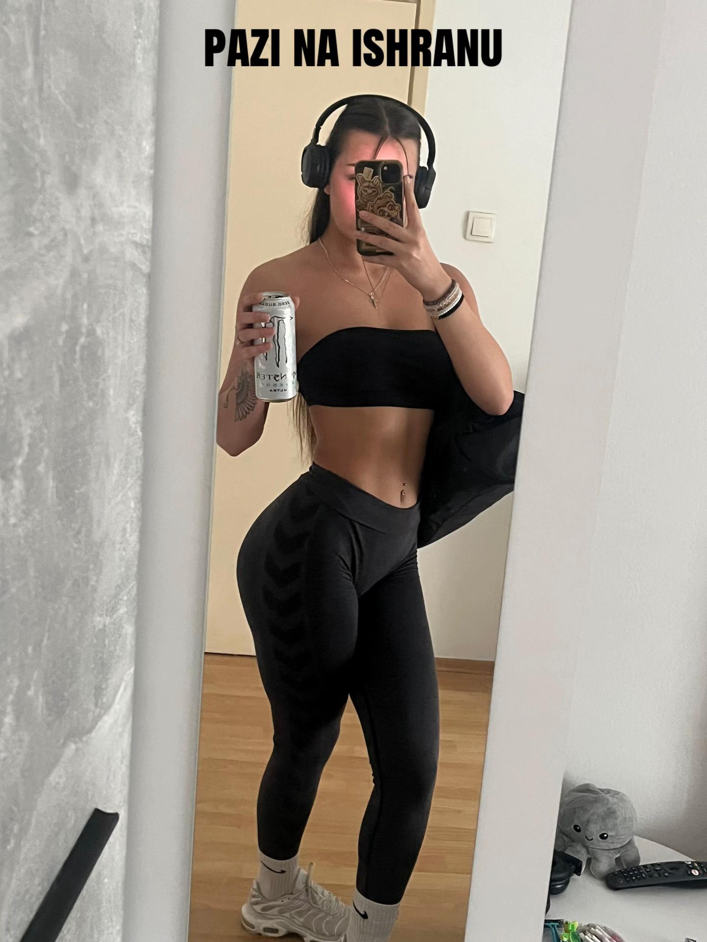@𝒟𝒶𝓃𝒾𝒸𝒶💋