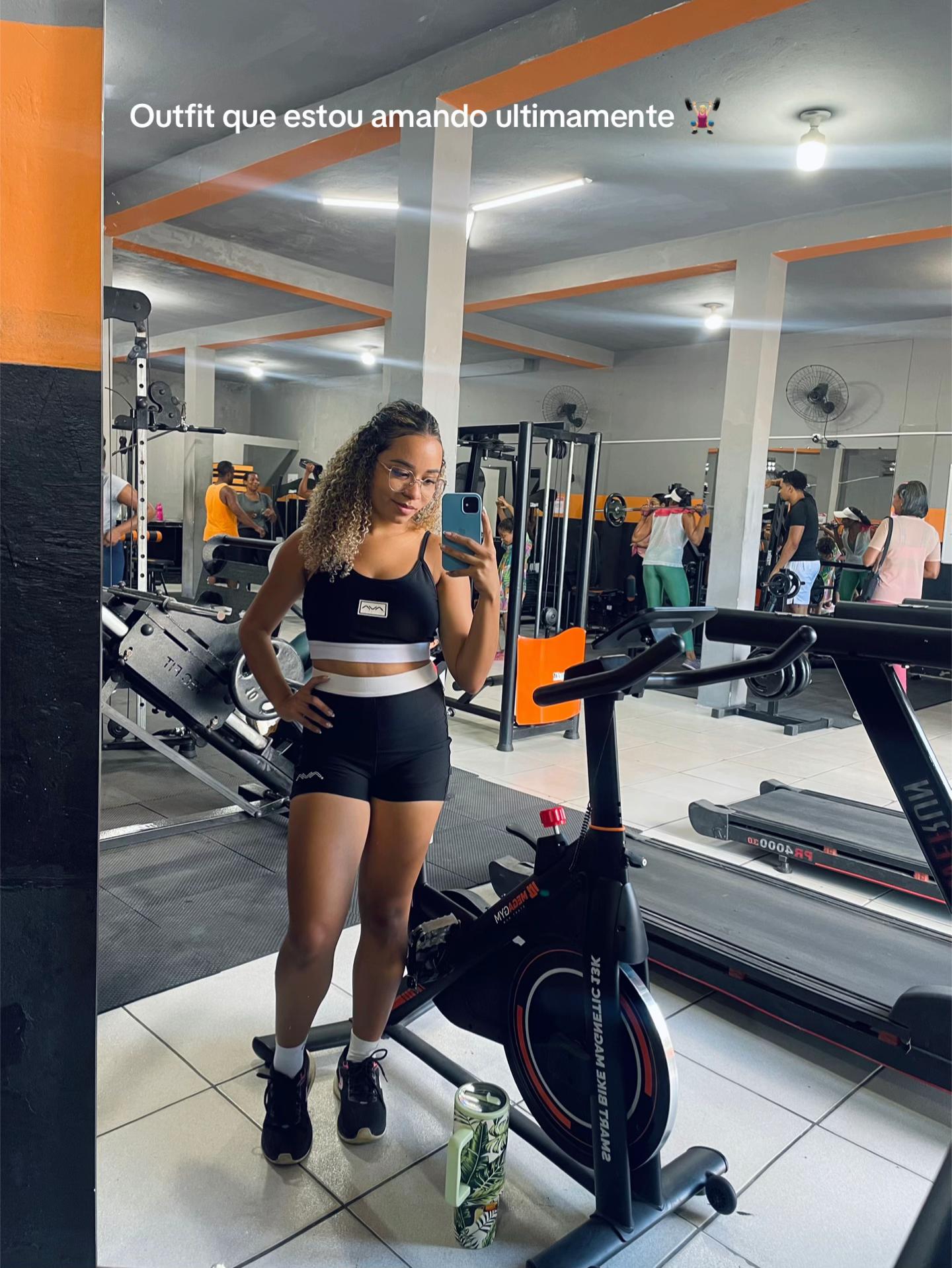 @Jullia Silva