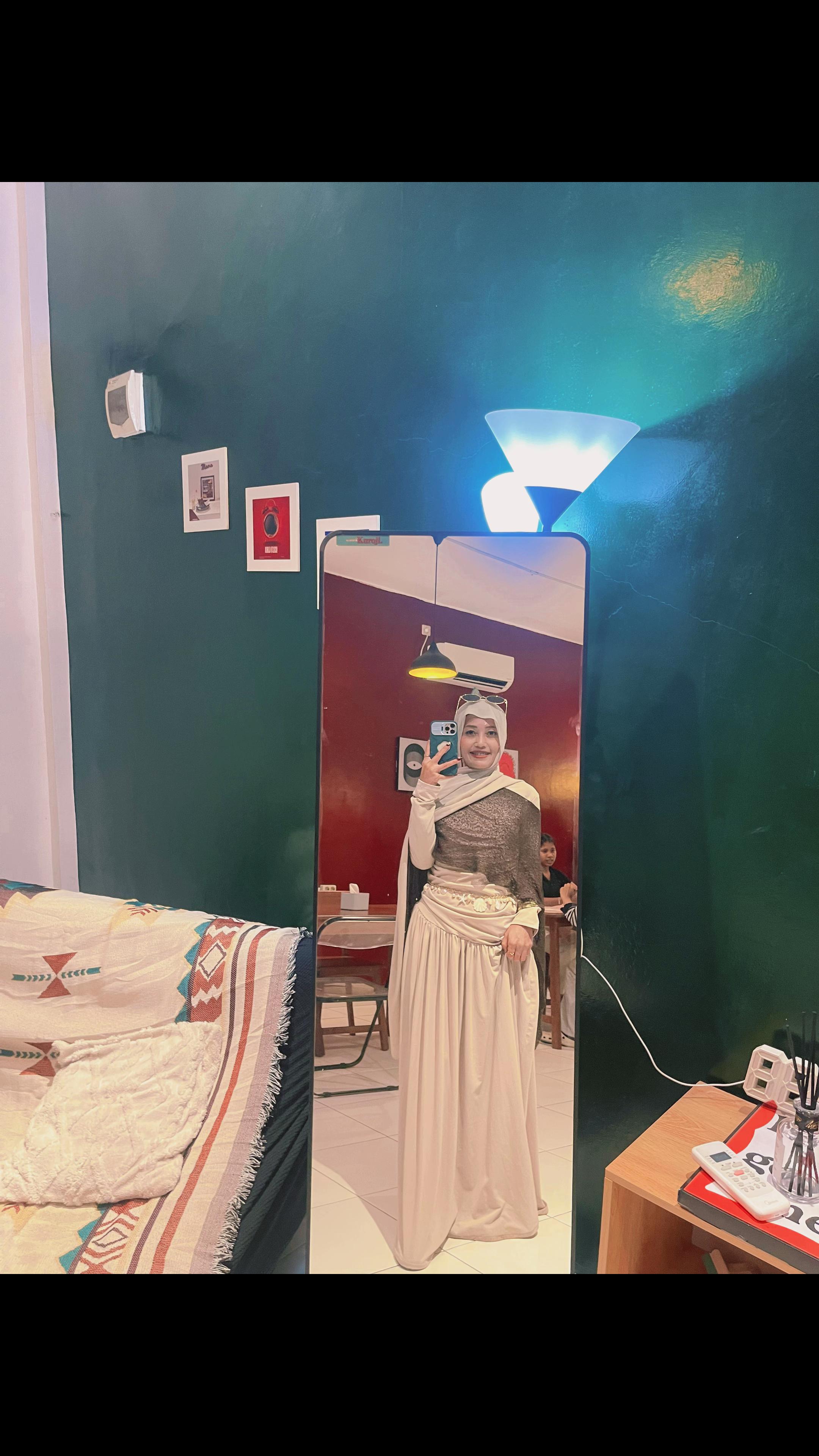 @𝑵𝒐𝒗𝒊𝒕𝒂 𝒑𝒖𝒕𝒓𝒊.🥀🐛