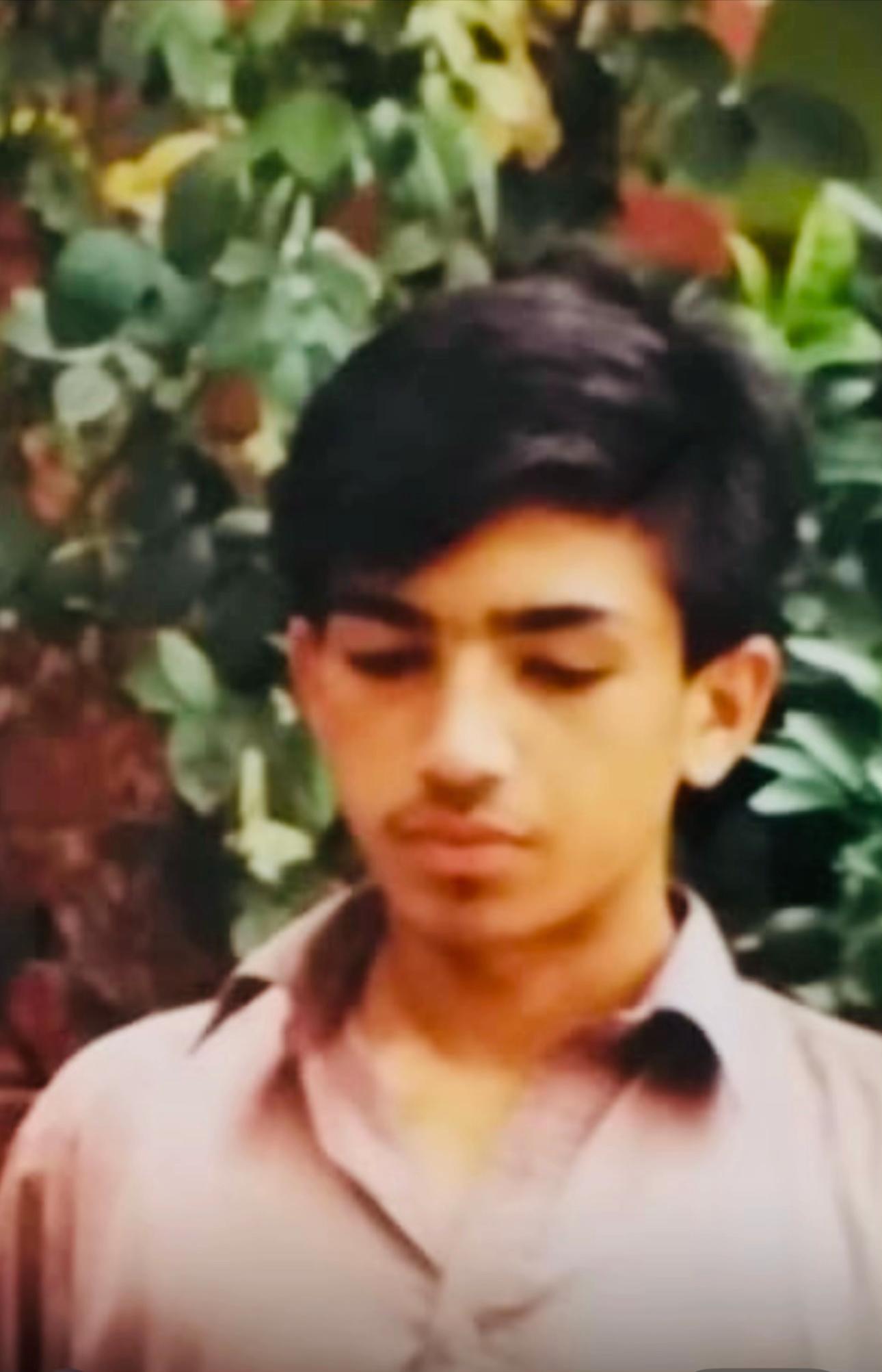 @Khan❣️💚