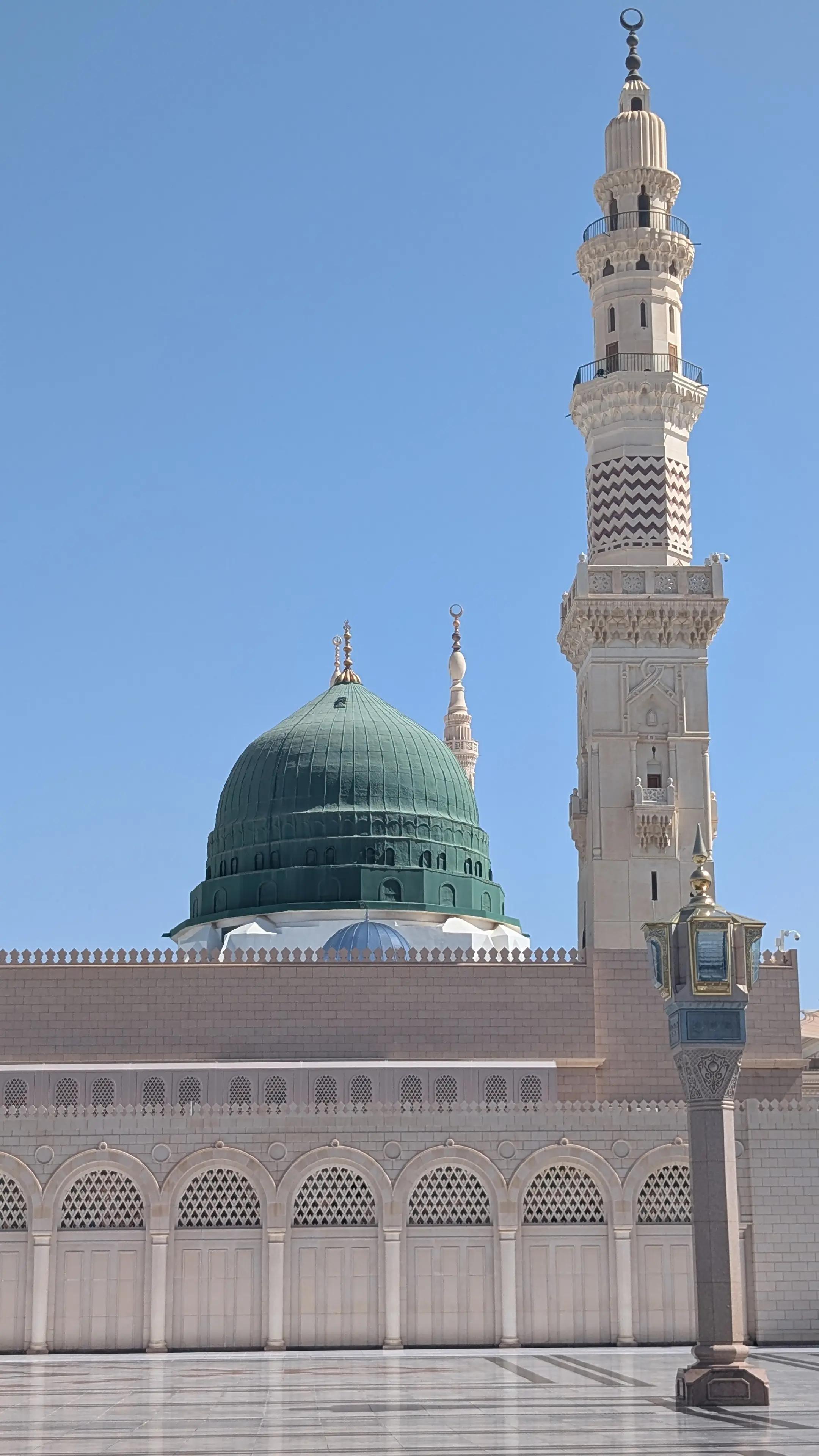 @MOUZAM KHOSA