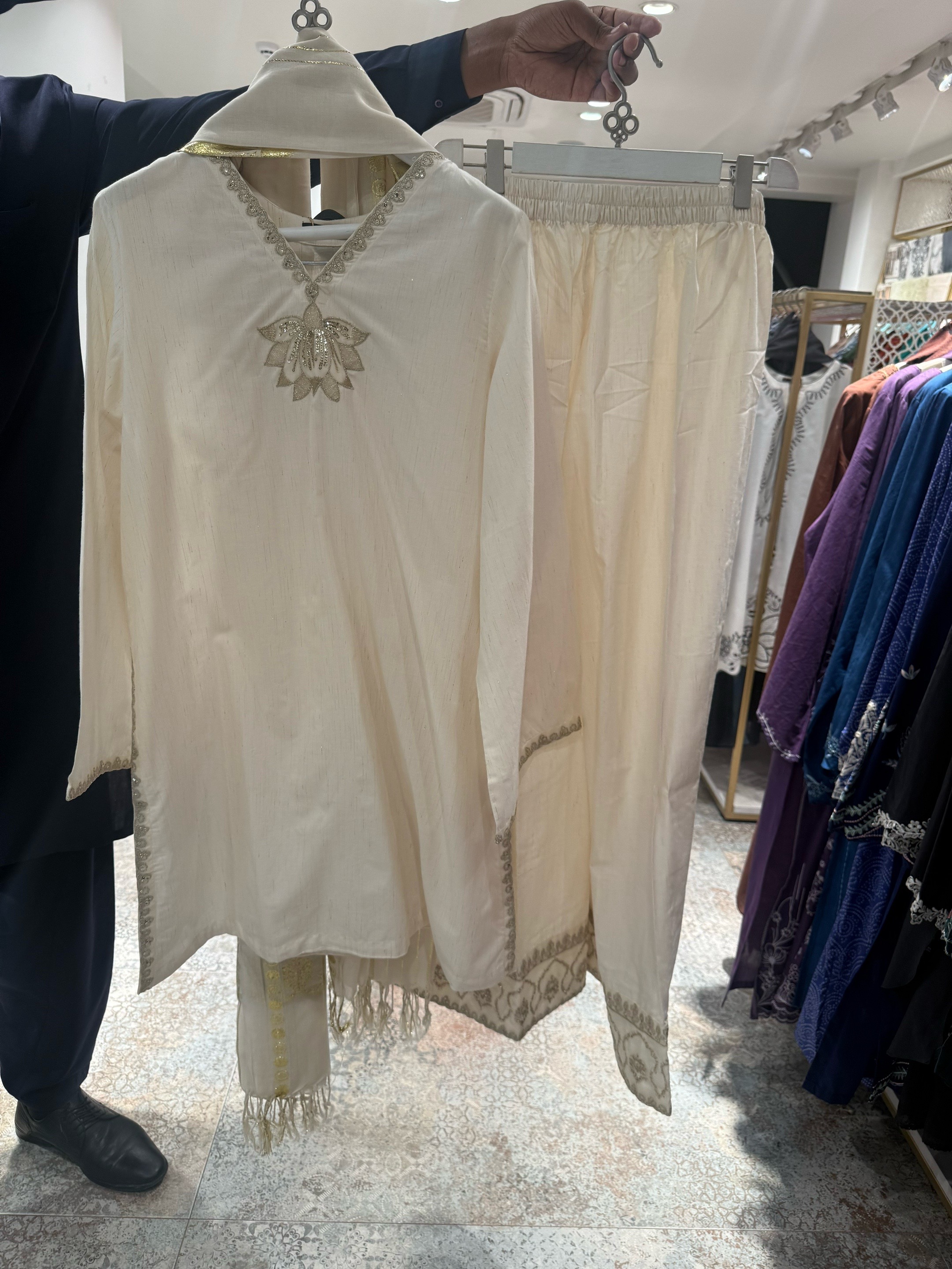 @FashionPoint.uk