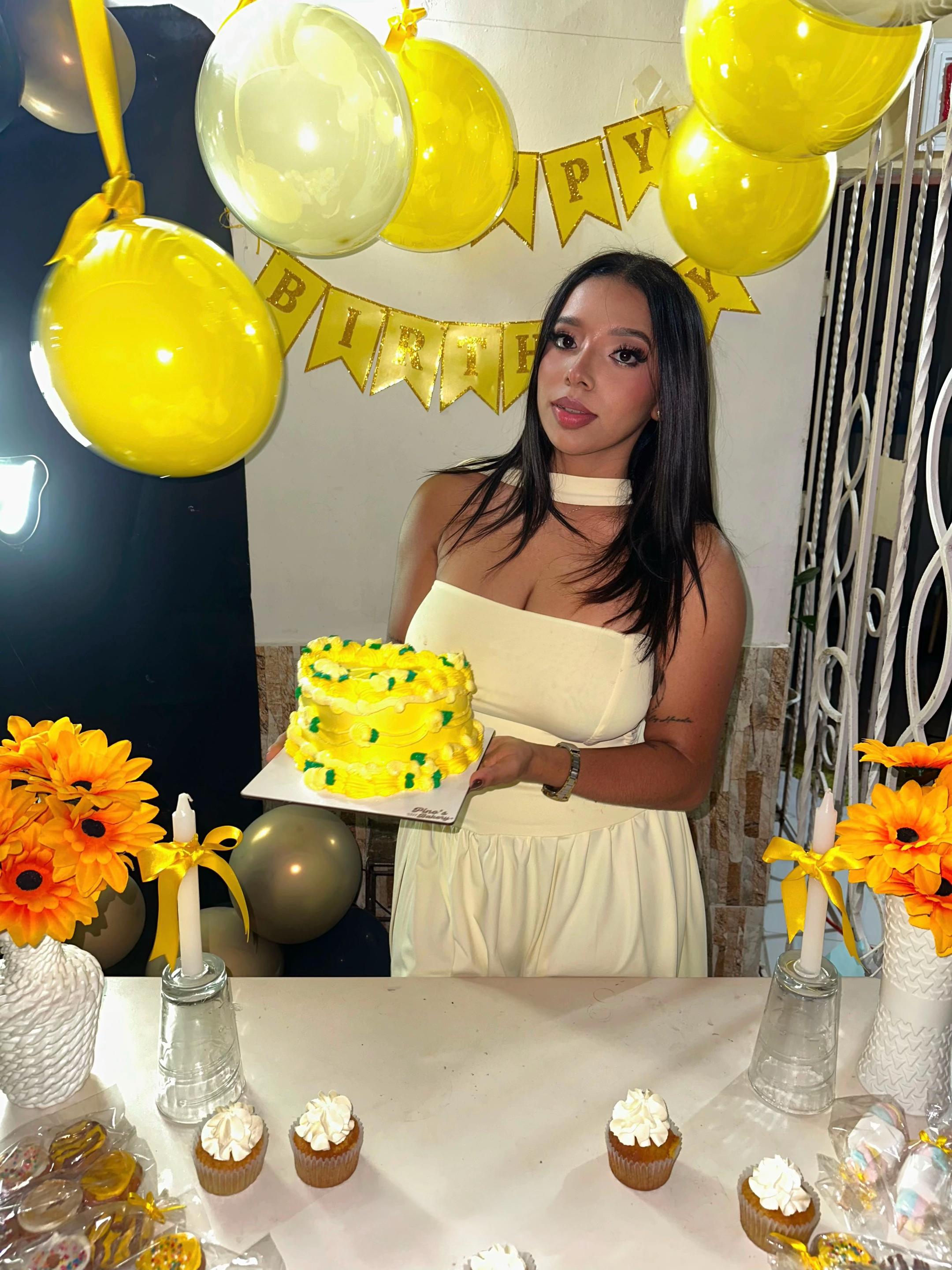 @💛