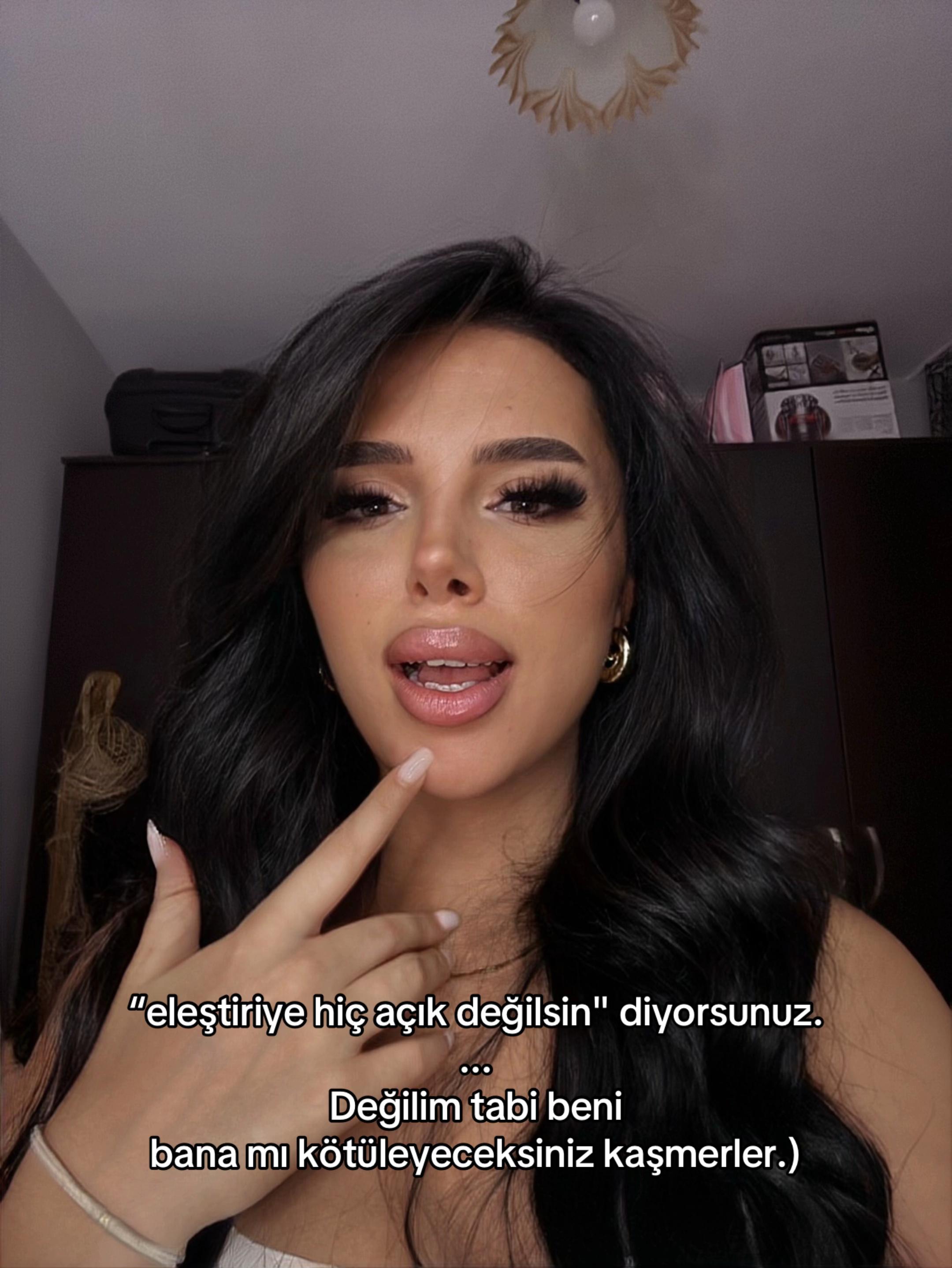 @𝐦𝐞𝐲𝐫𝐚 🐆