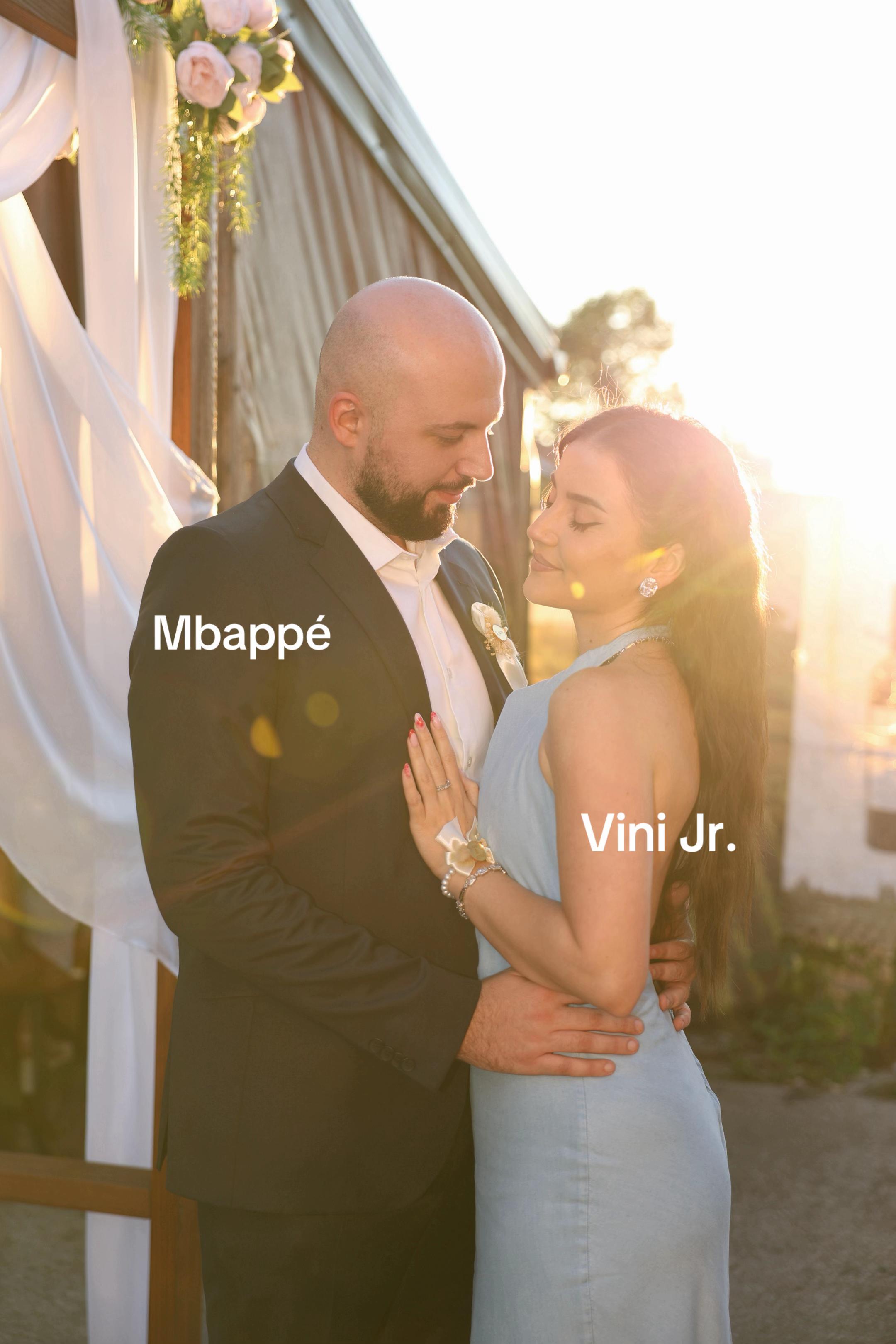 @xo.
