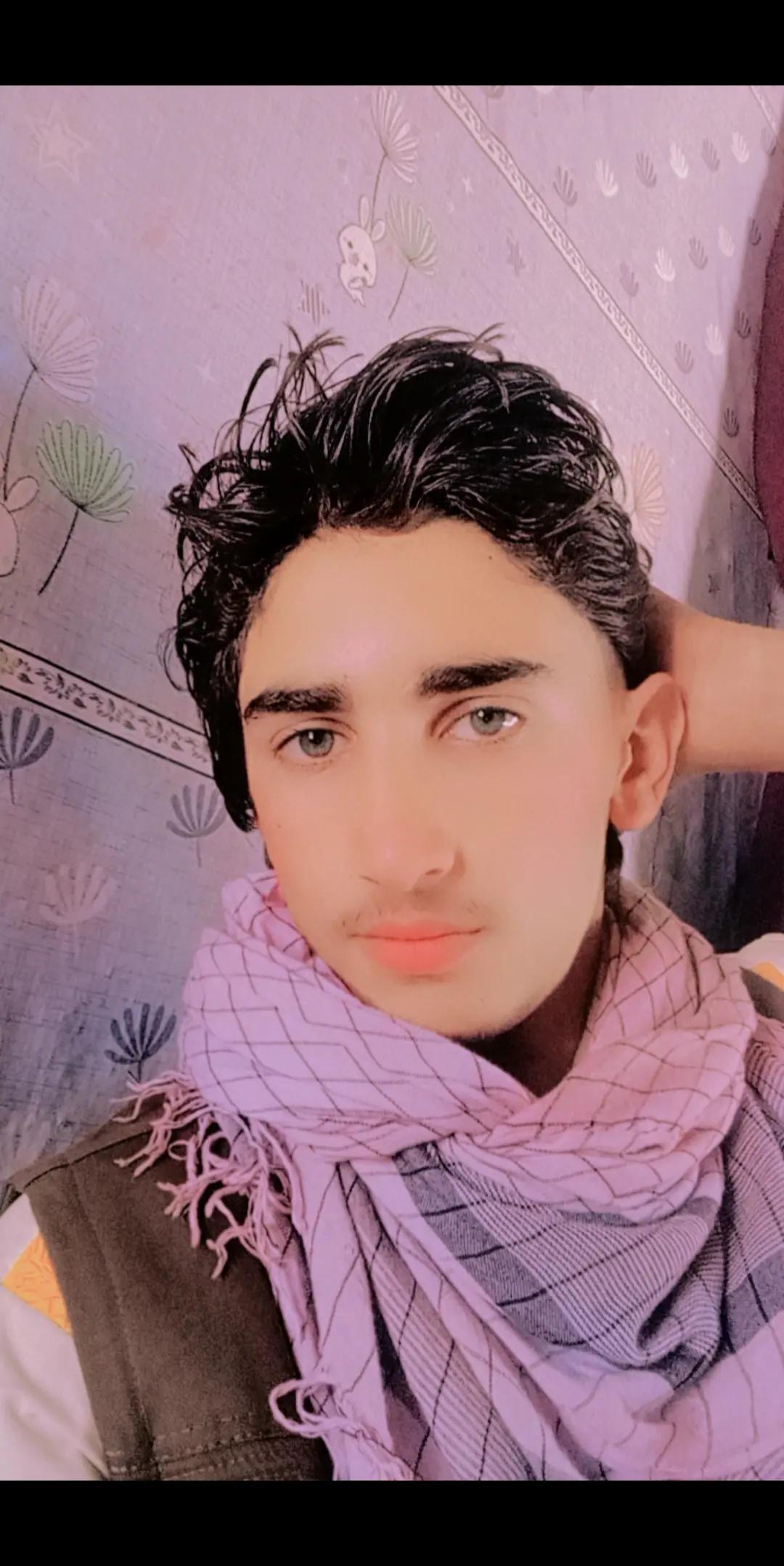 @🥀Ashna《♡》