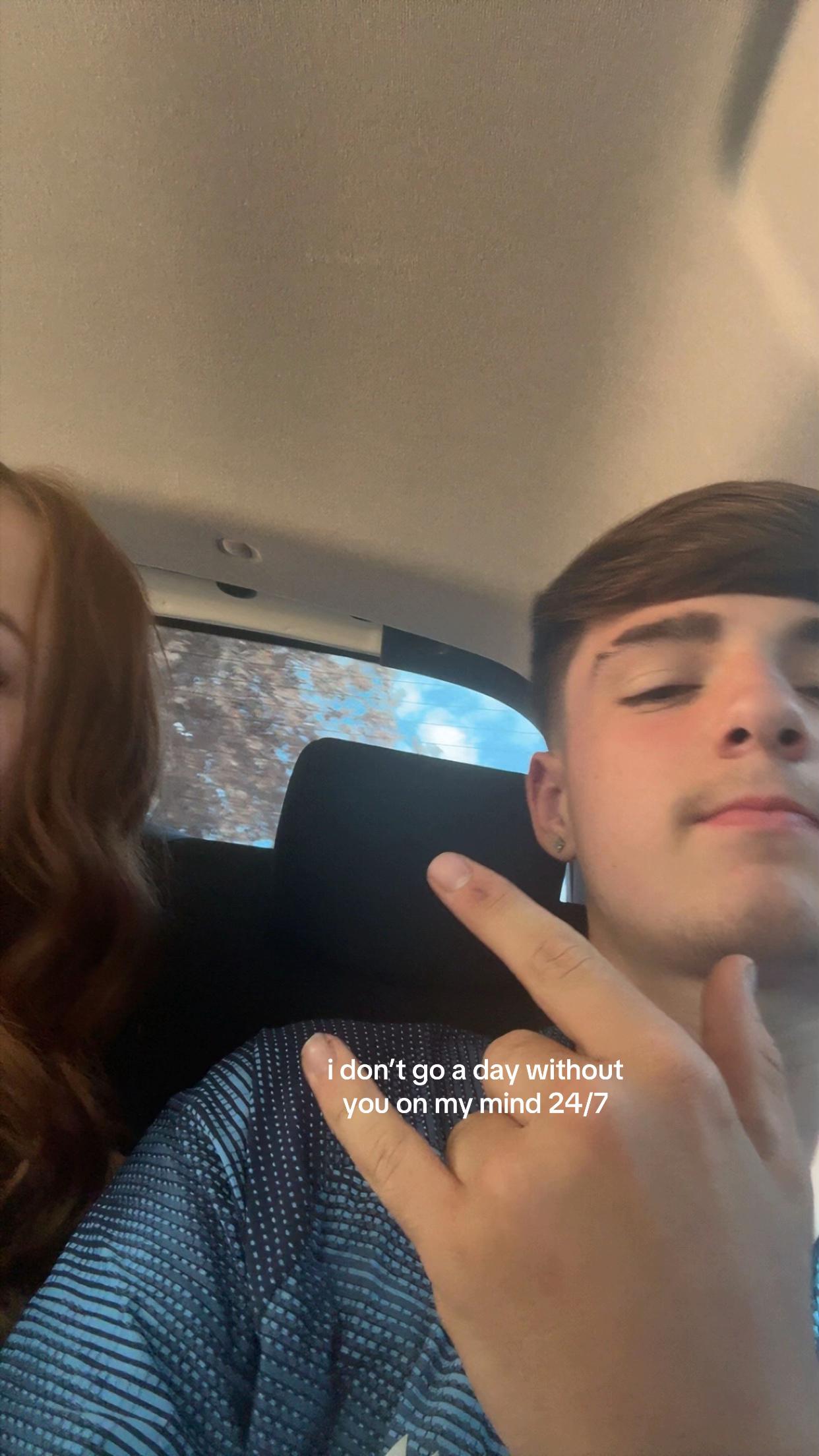 @layxoxo