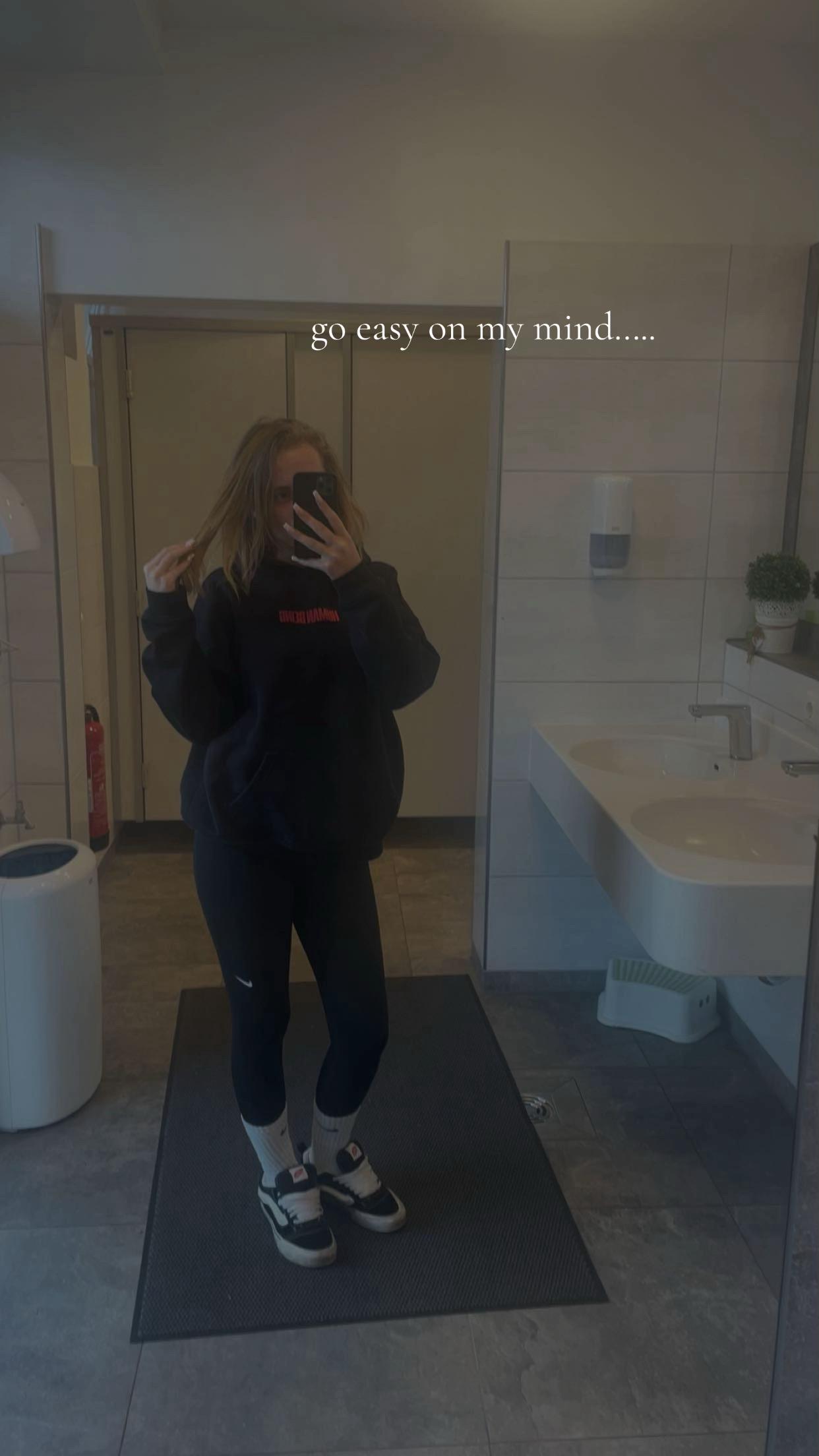 @xy.isabella.21