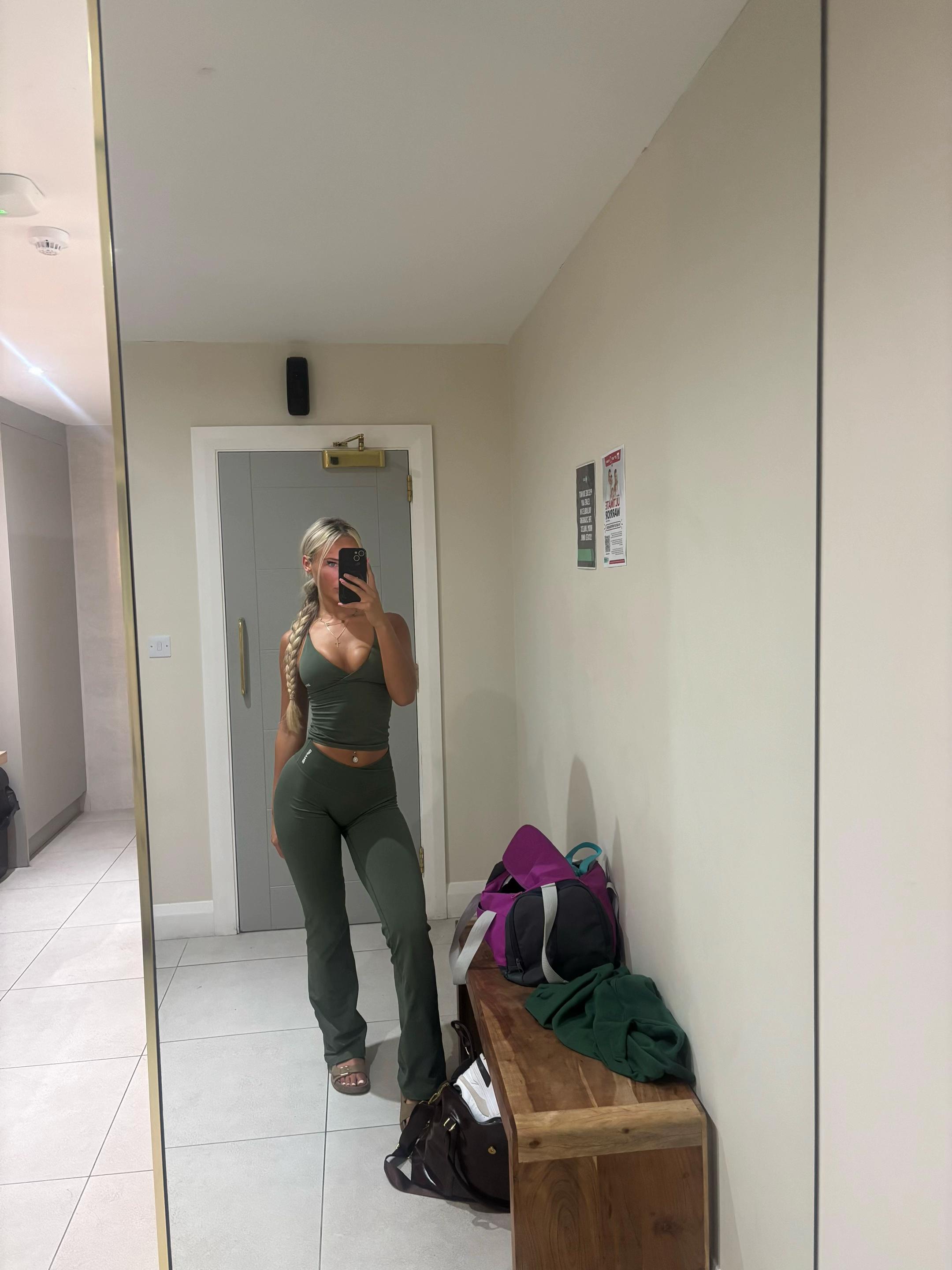 @Roksi👸🏼
