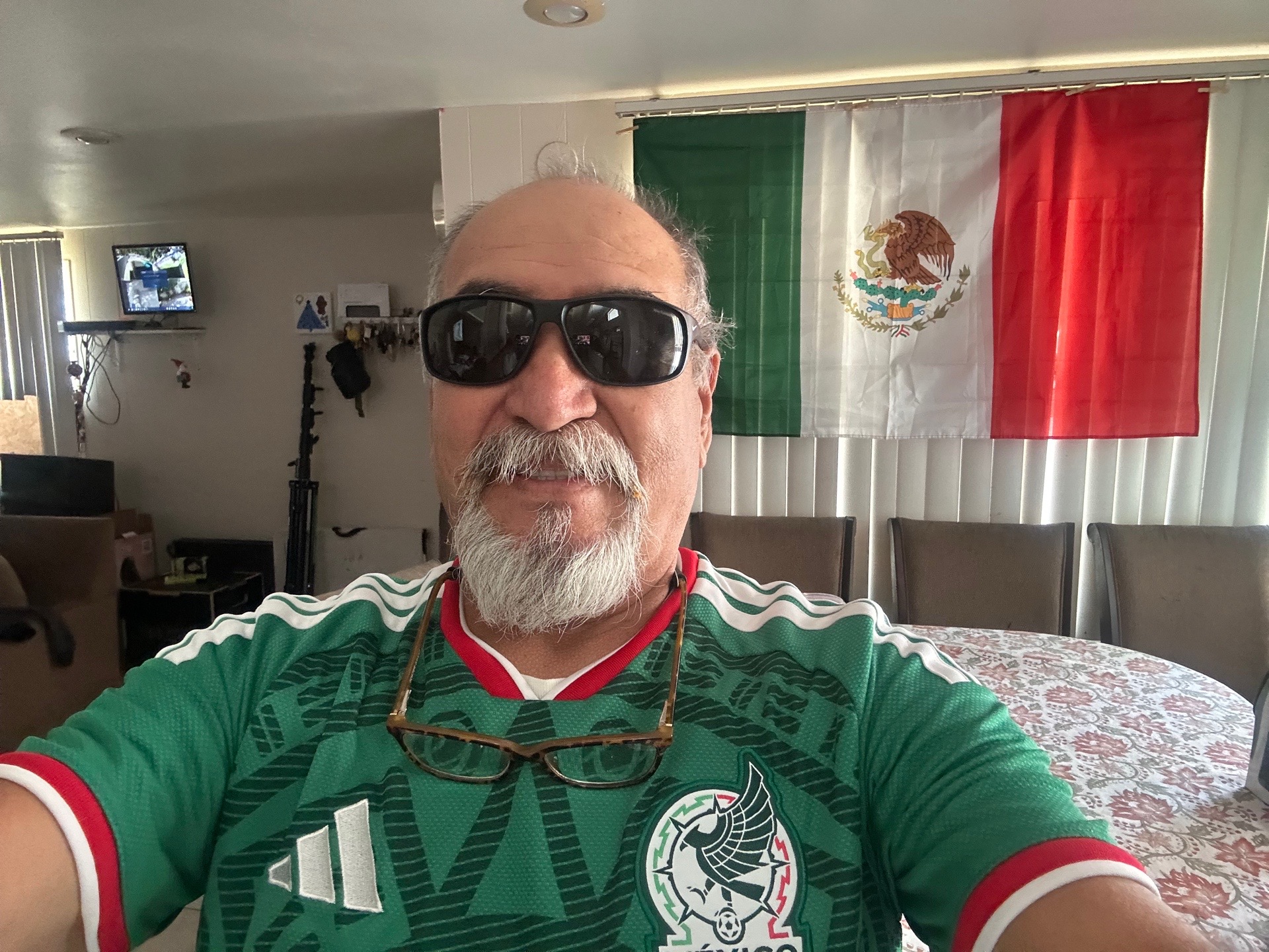 @Enrique Moreno