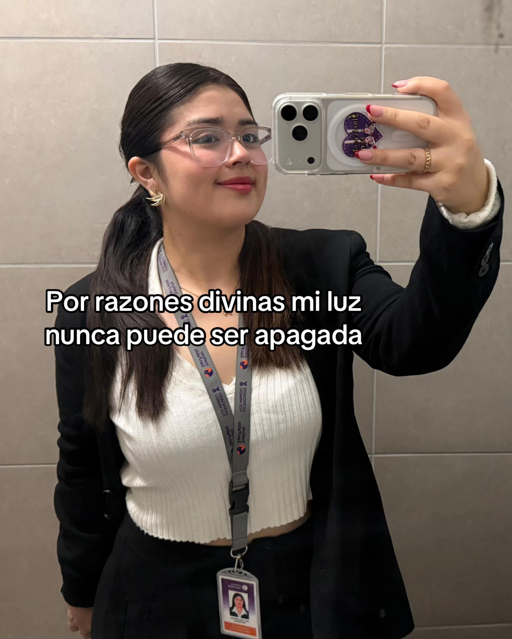@Gina Alexandra Vera