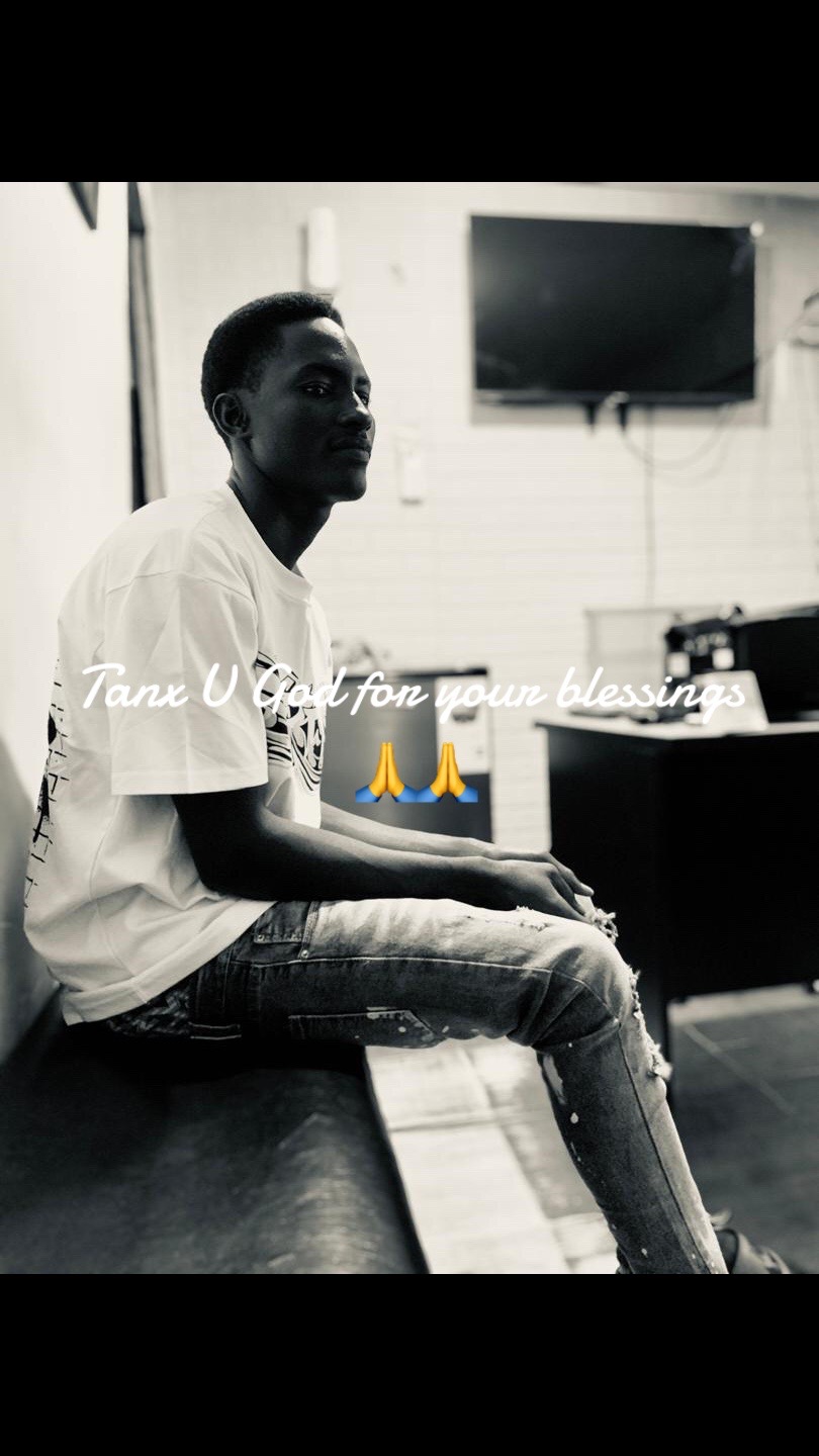 @Edit boy💴🎁💦