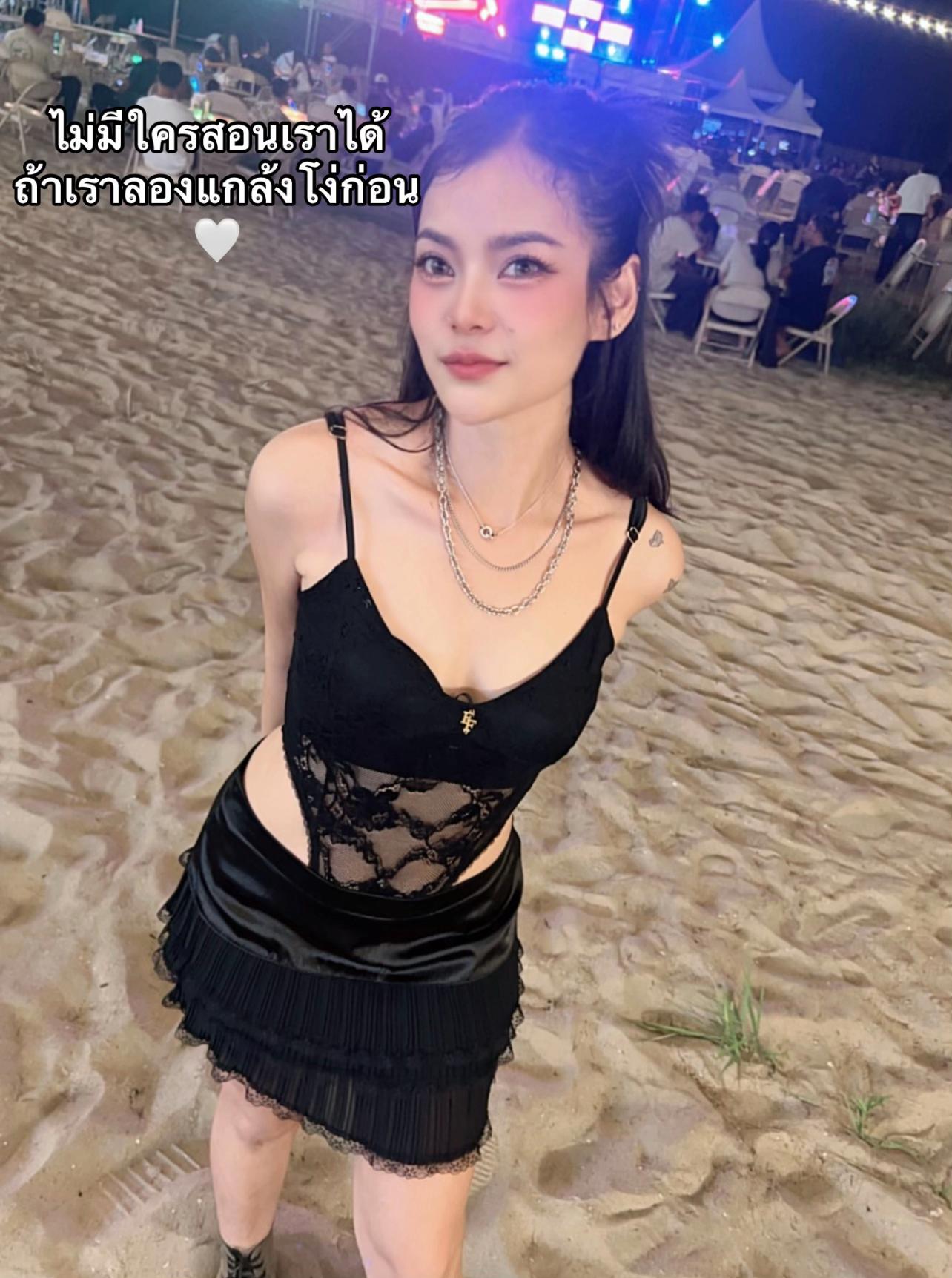 @อ้อม‘นี่แหละ ช่างสักลาย💉🌈
