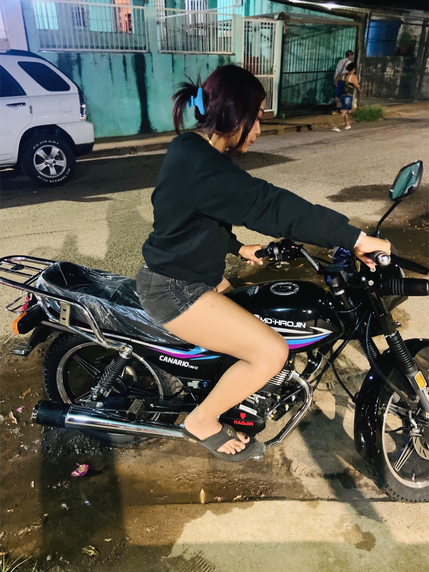 @Victoria👅