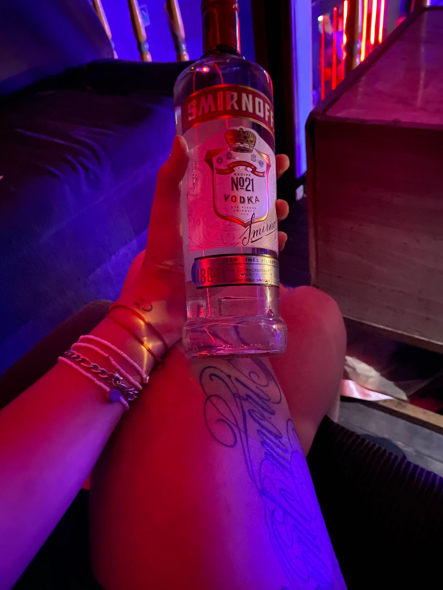 @Flaquita_Oficial