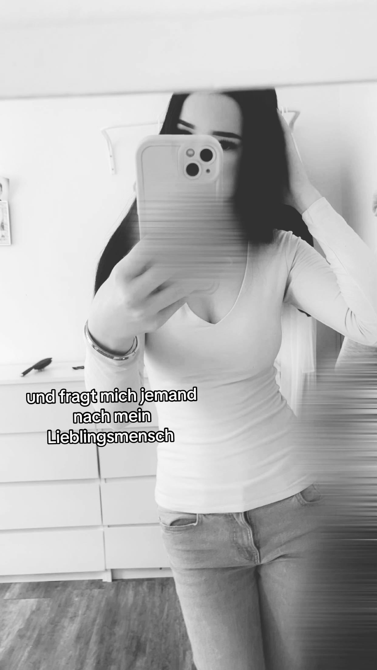 @๐๐๐ฅ๐ข๐ง๐