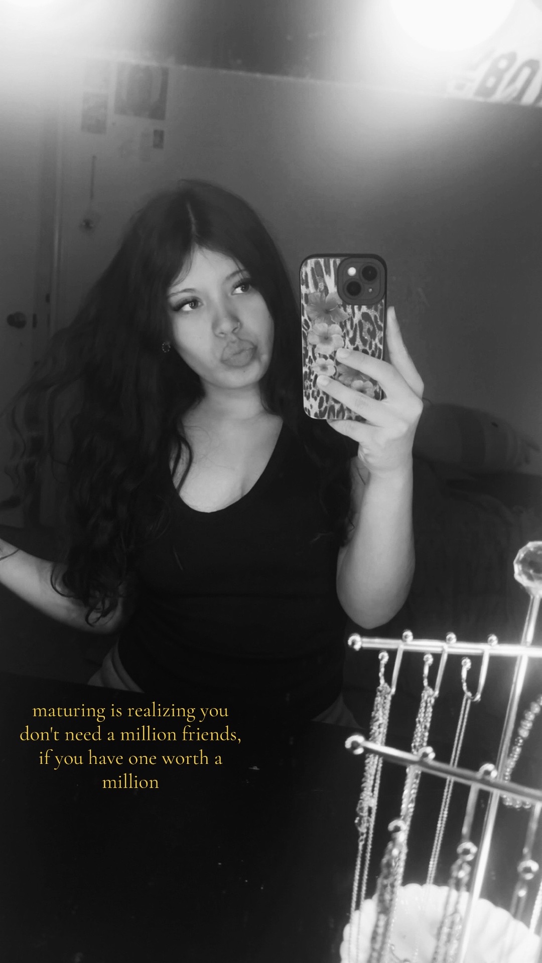 @ℯ𝓁ℯ𝓃𝒶ꨄ