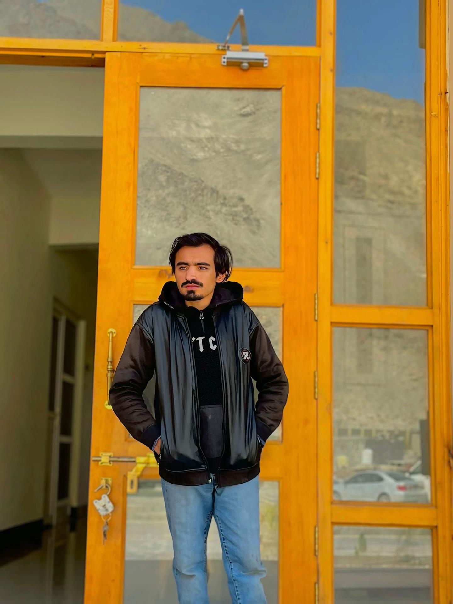 @Mr_GuRu03🤩
