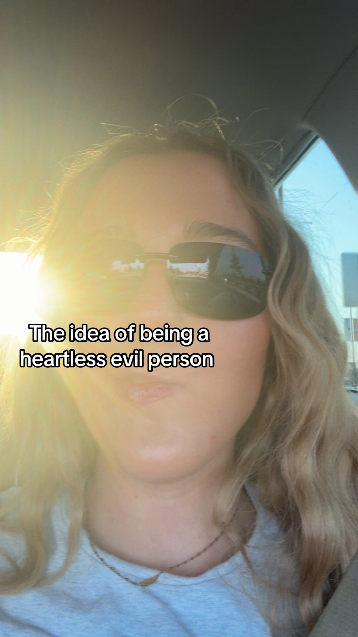 @️
