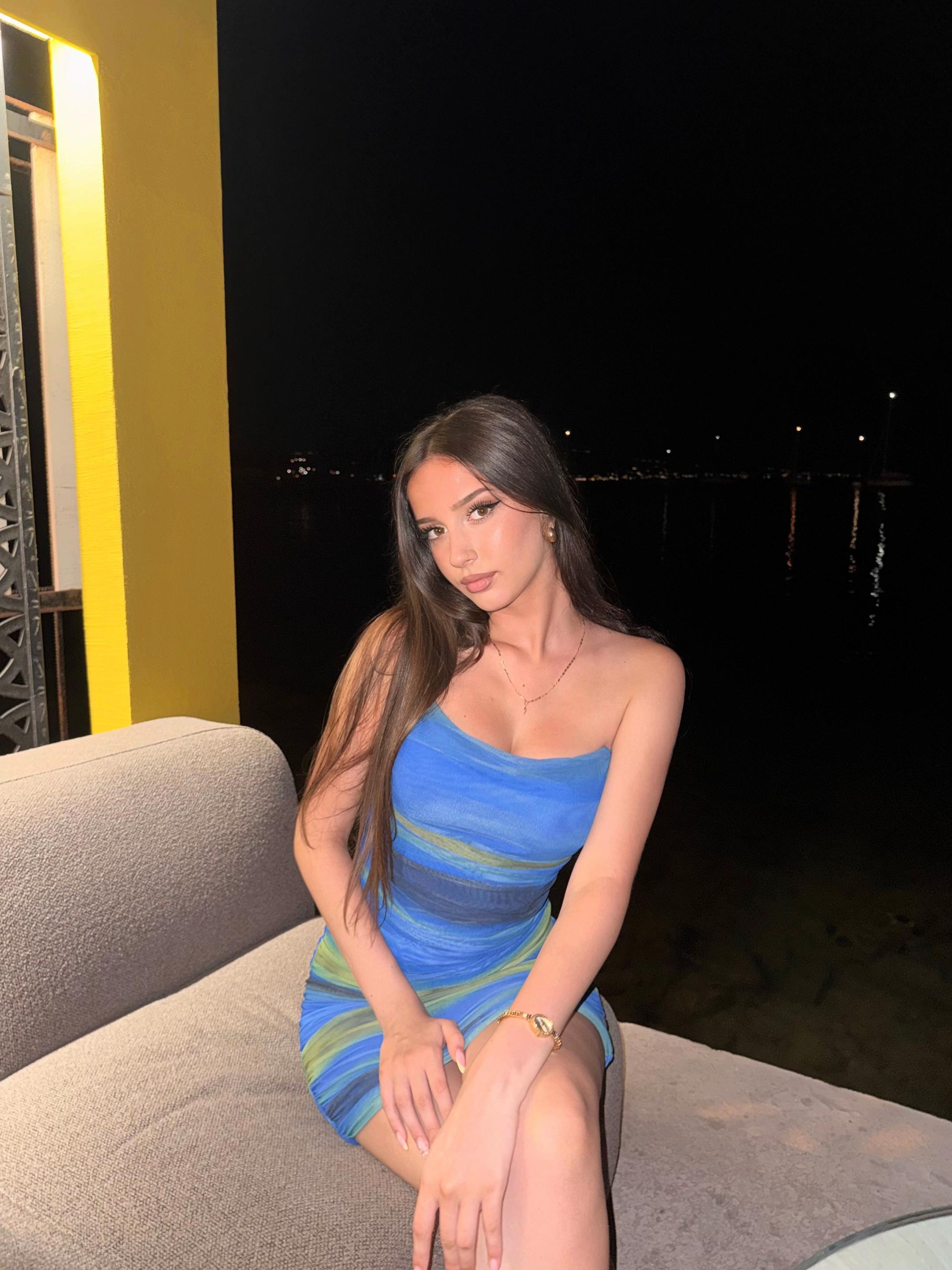 @helgadenaj