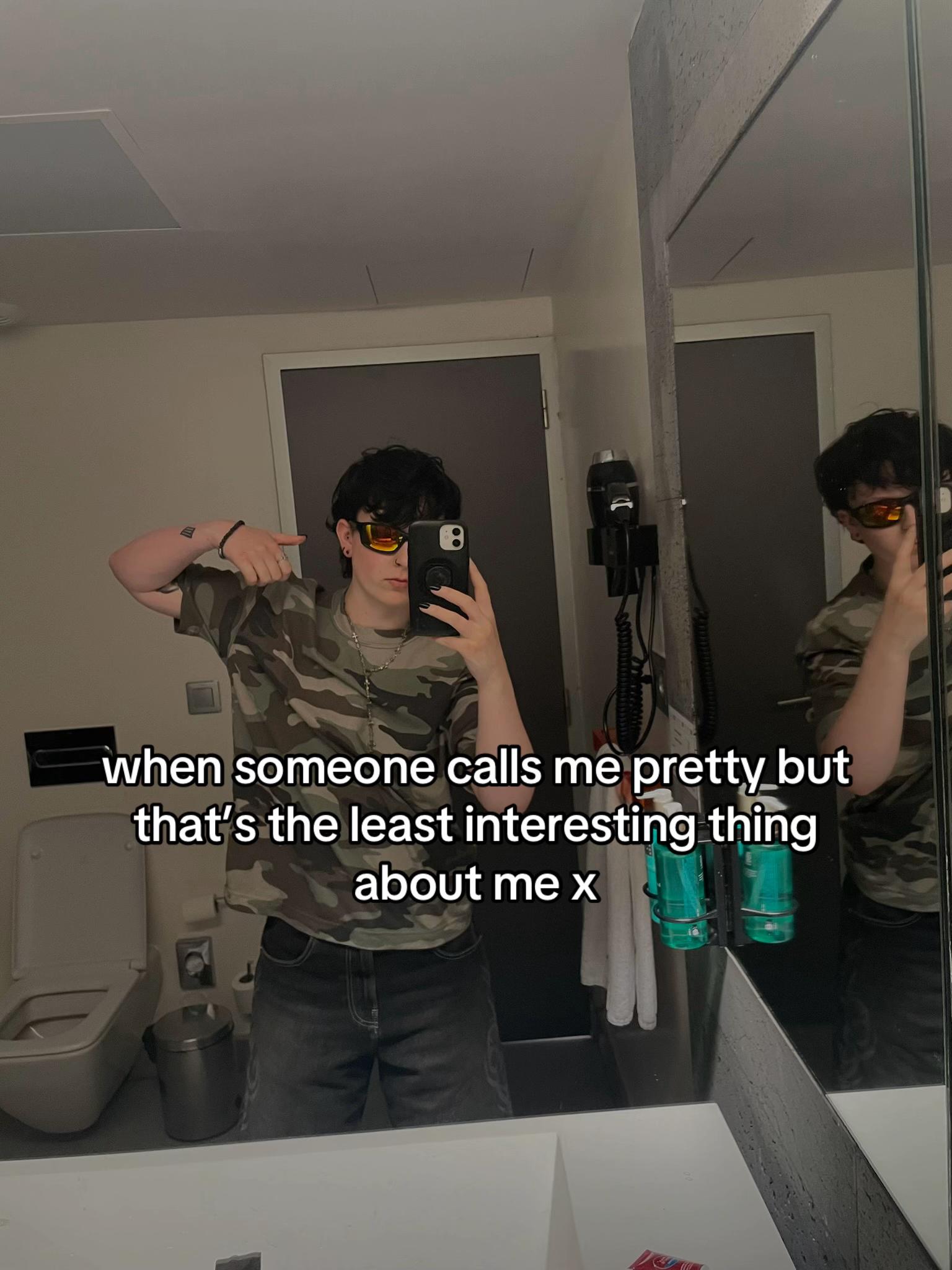 @pol 皿