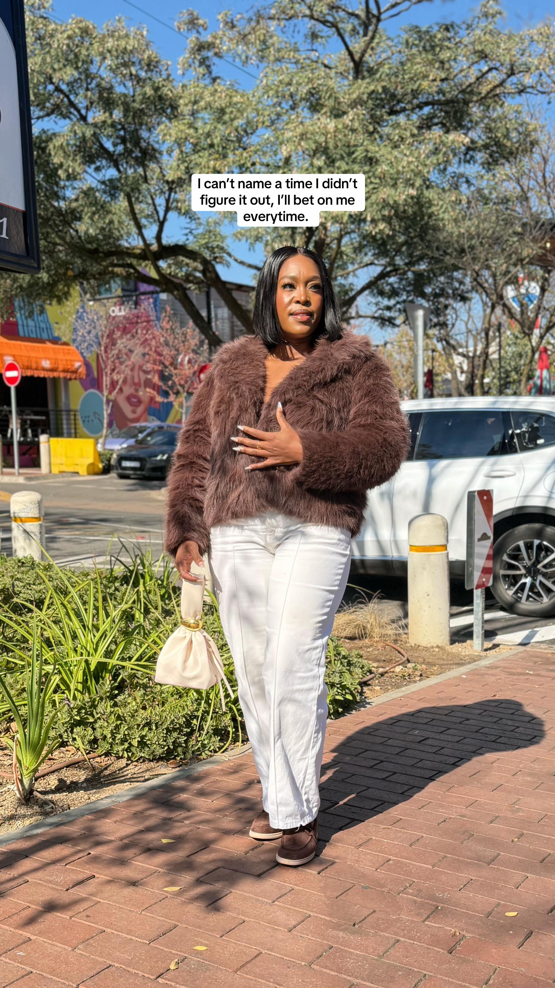 @Nelisiwe_Hlophe_Mabhengu