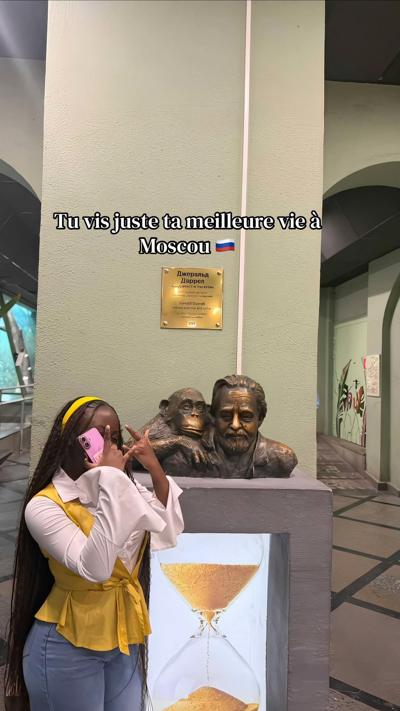 @𝓥𝓲𝓿𝓲𝓽𝓻𝓾𝓬𝓱𝓮🇨🇬🇷🇺