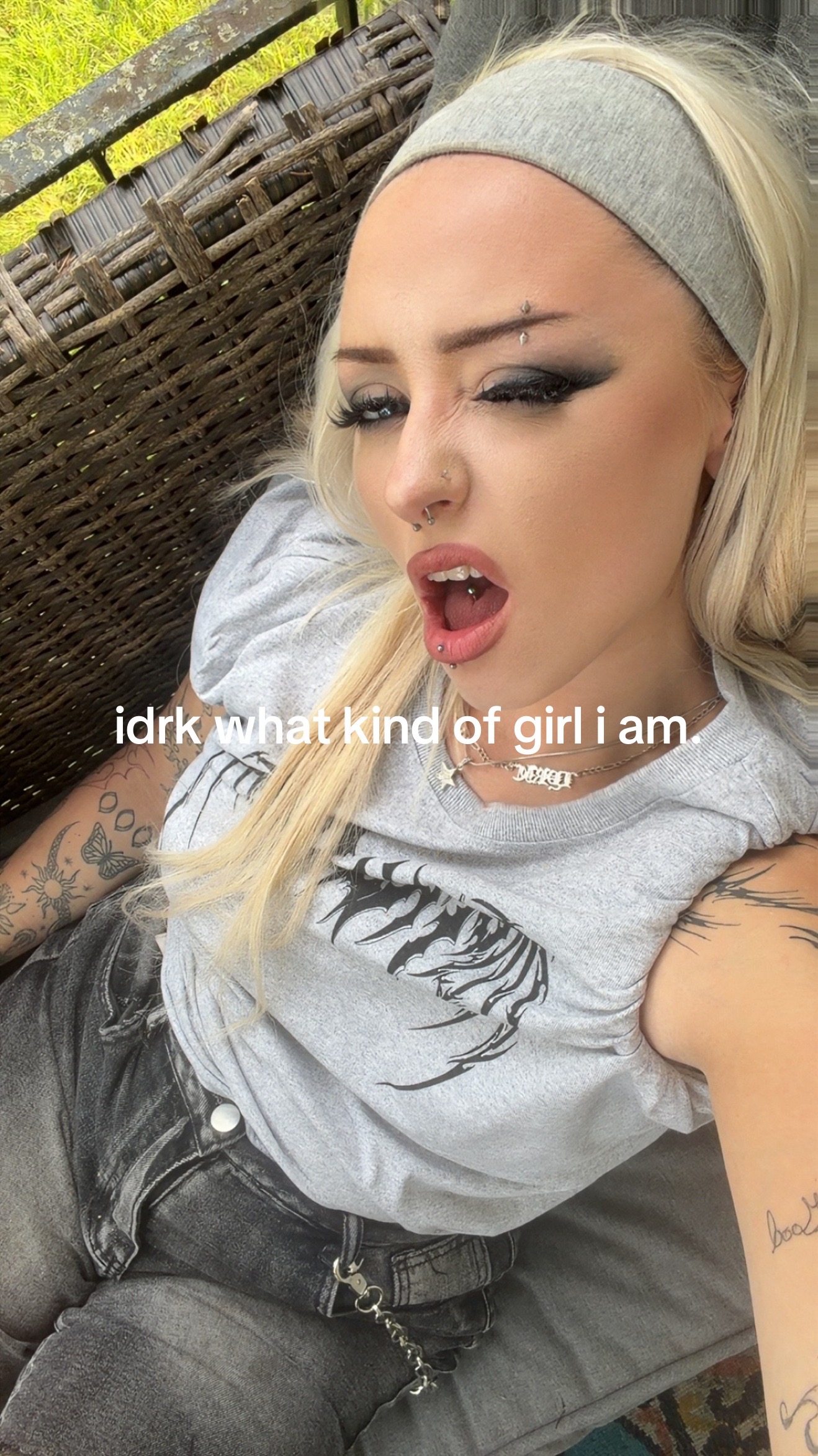 @sky