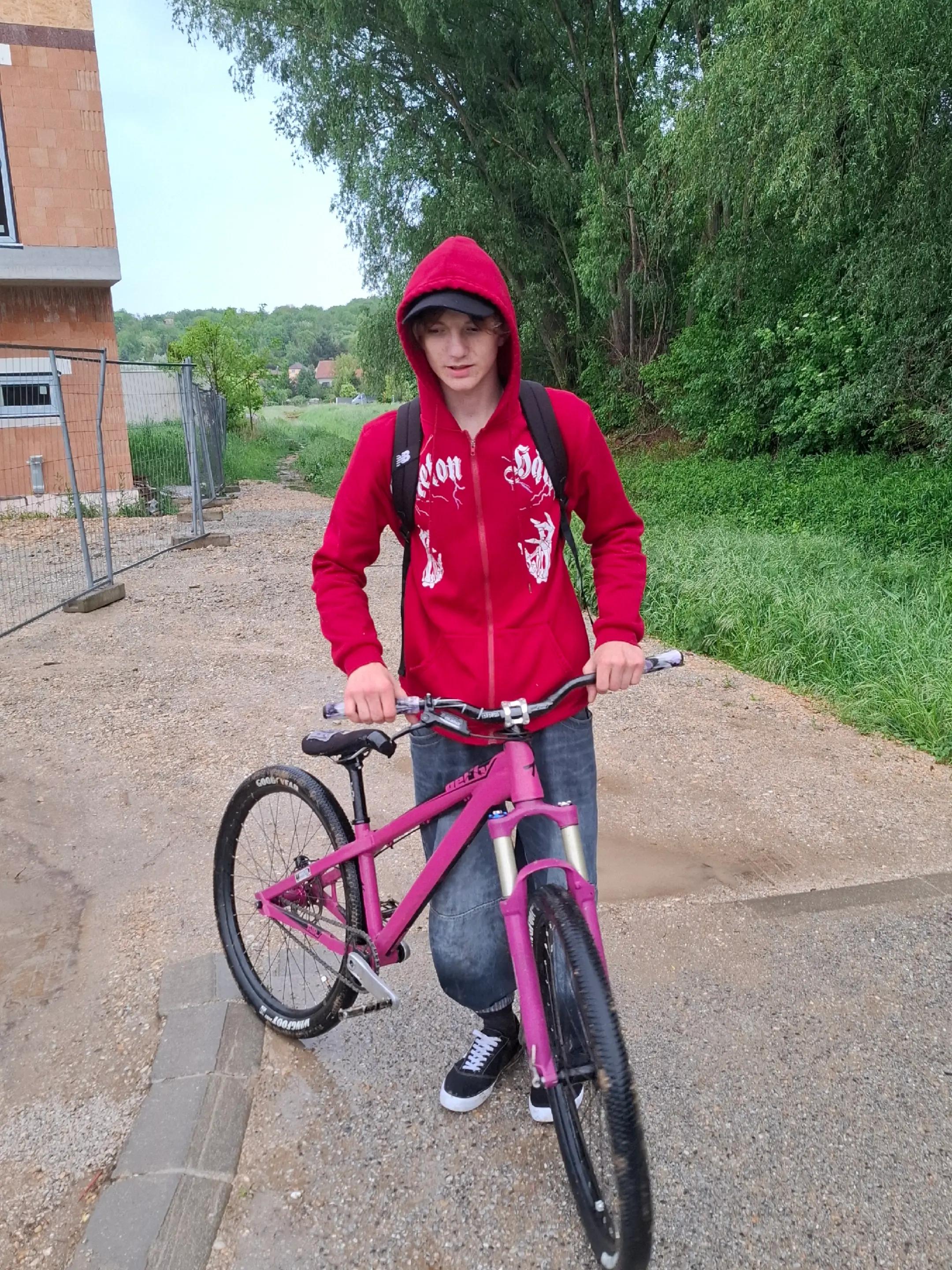 @N1pzem