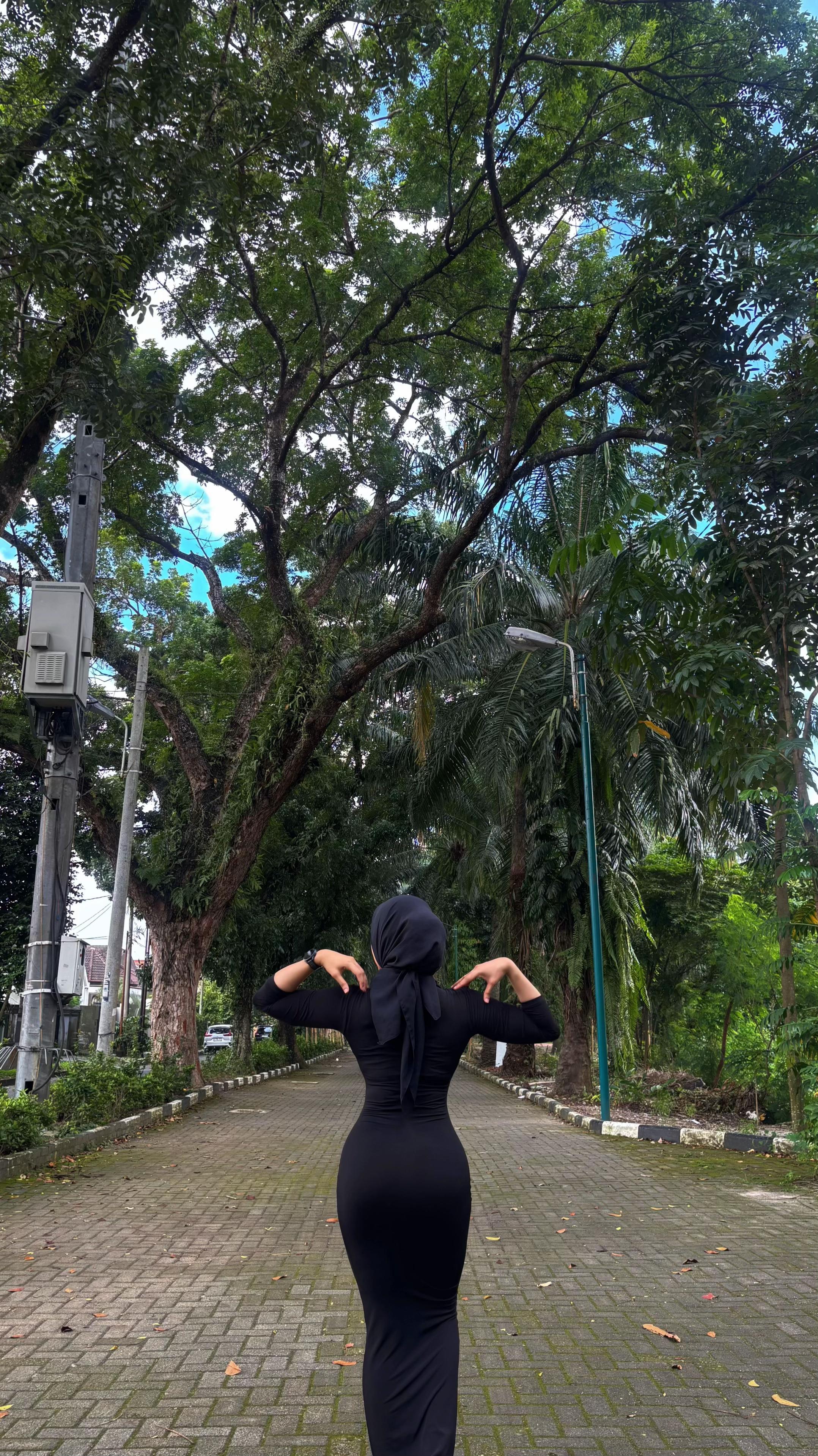 @khairaninana