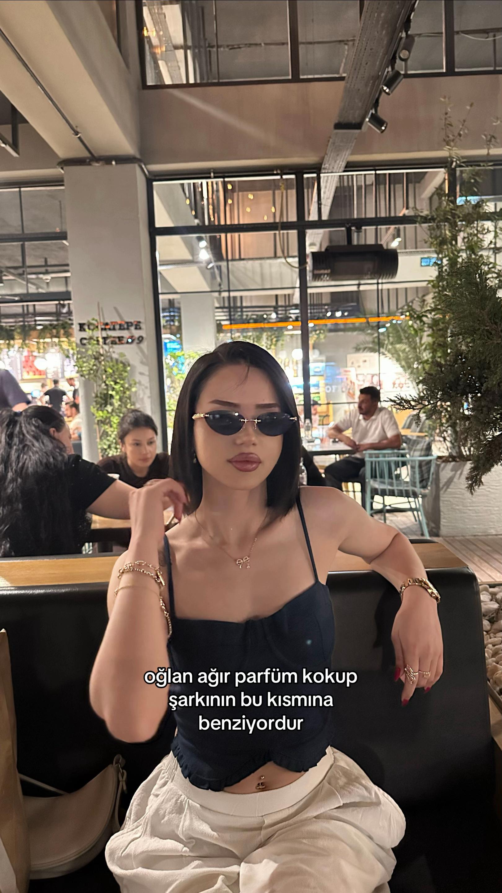 @sude