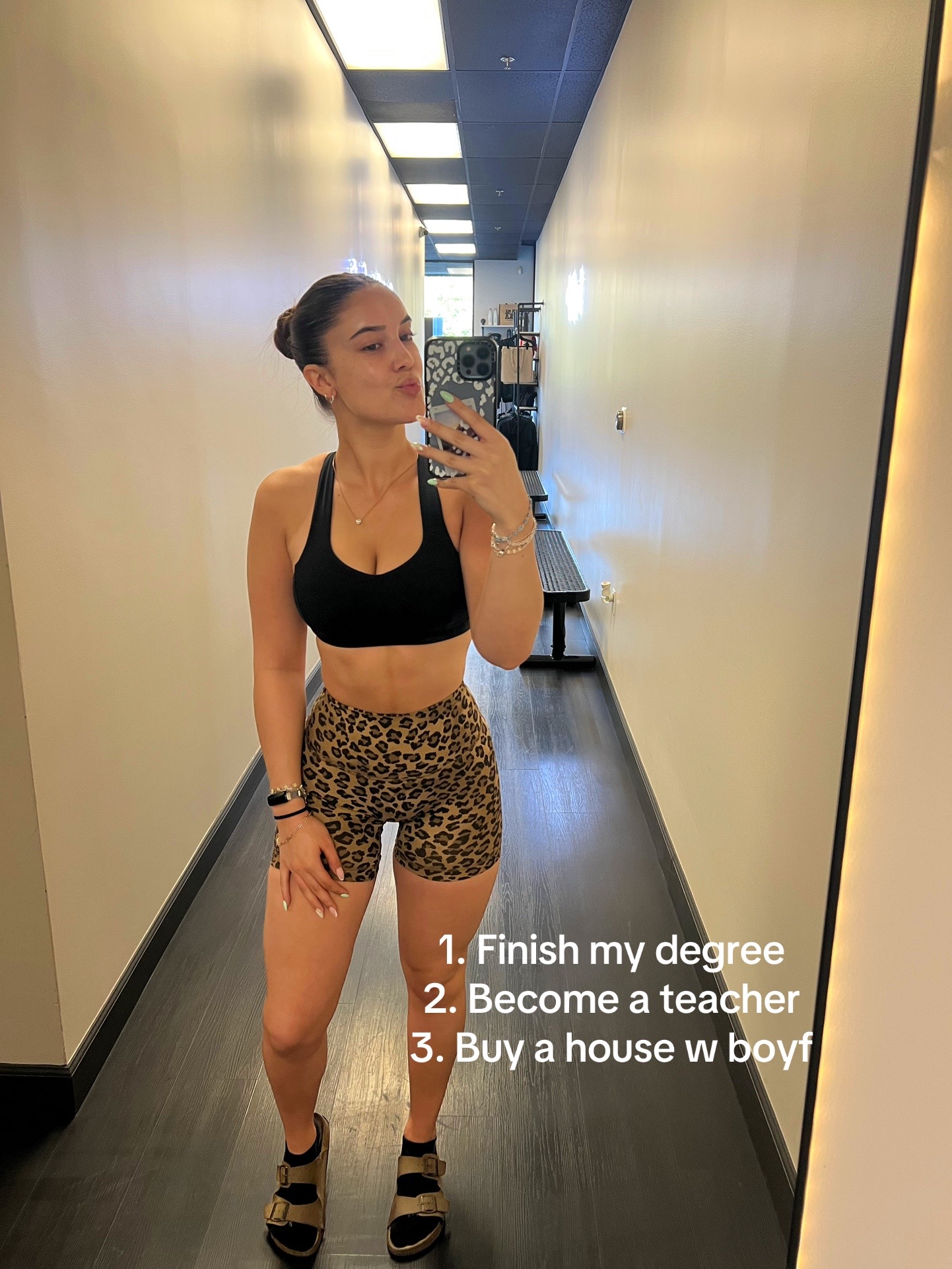 @Mila🫶