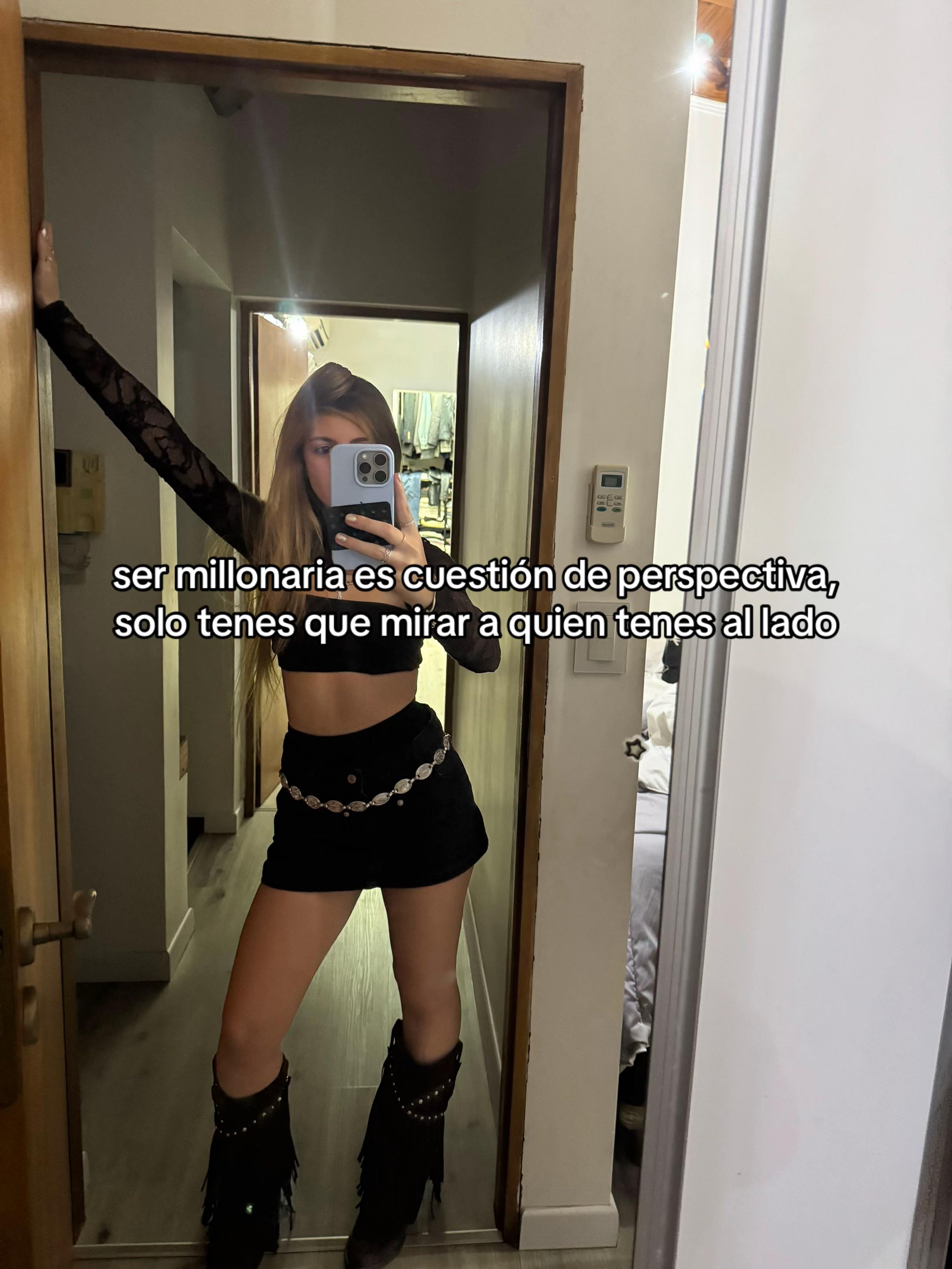 @_floorencee__