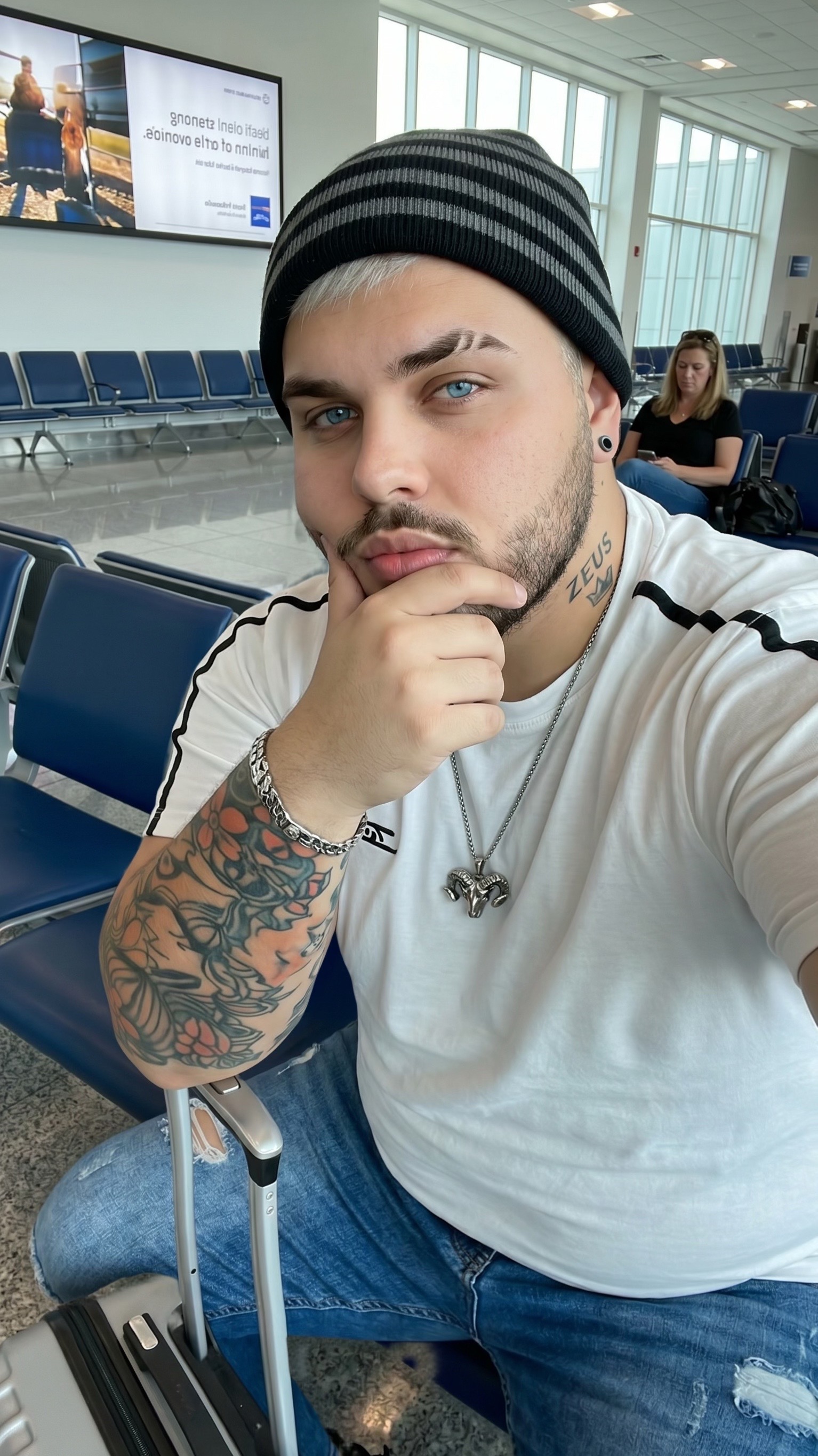 @🇵🇷ཞɛყ ʑɛųʂ ɖɛ ℘ųཞơ ąɱơཞ🇬🇹