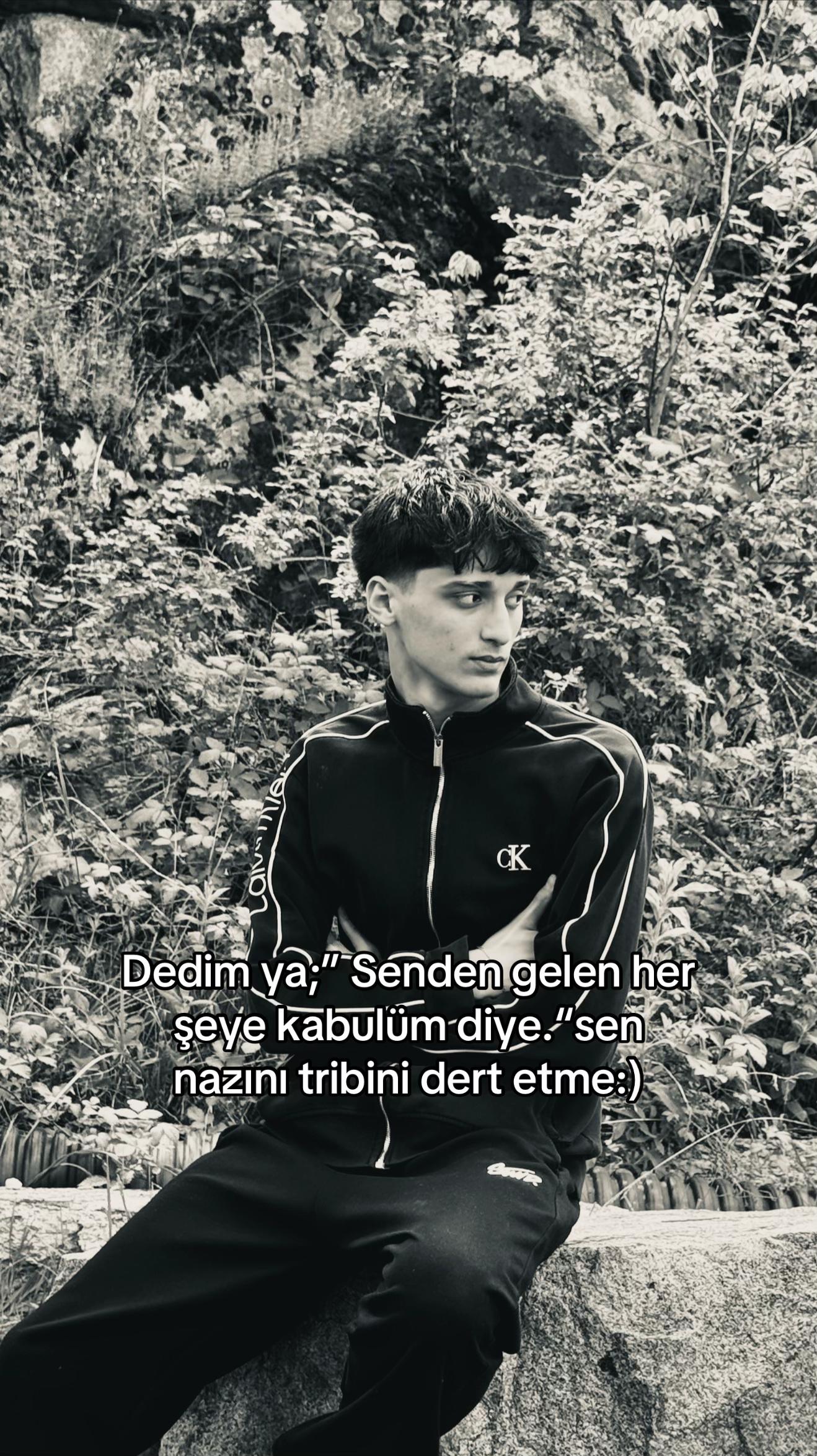 @Aniki