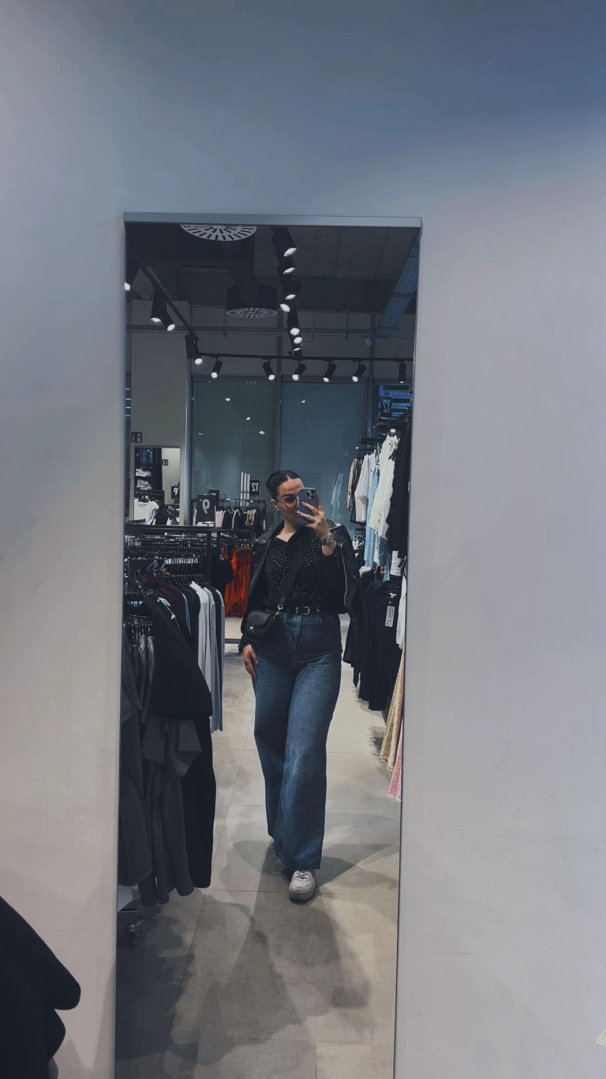 @𝕒𝕟𝕕𝕣𝕚𝕛𝕒𝕟𝕒🎀